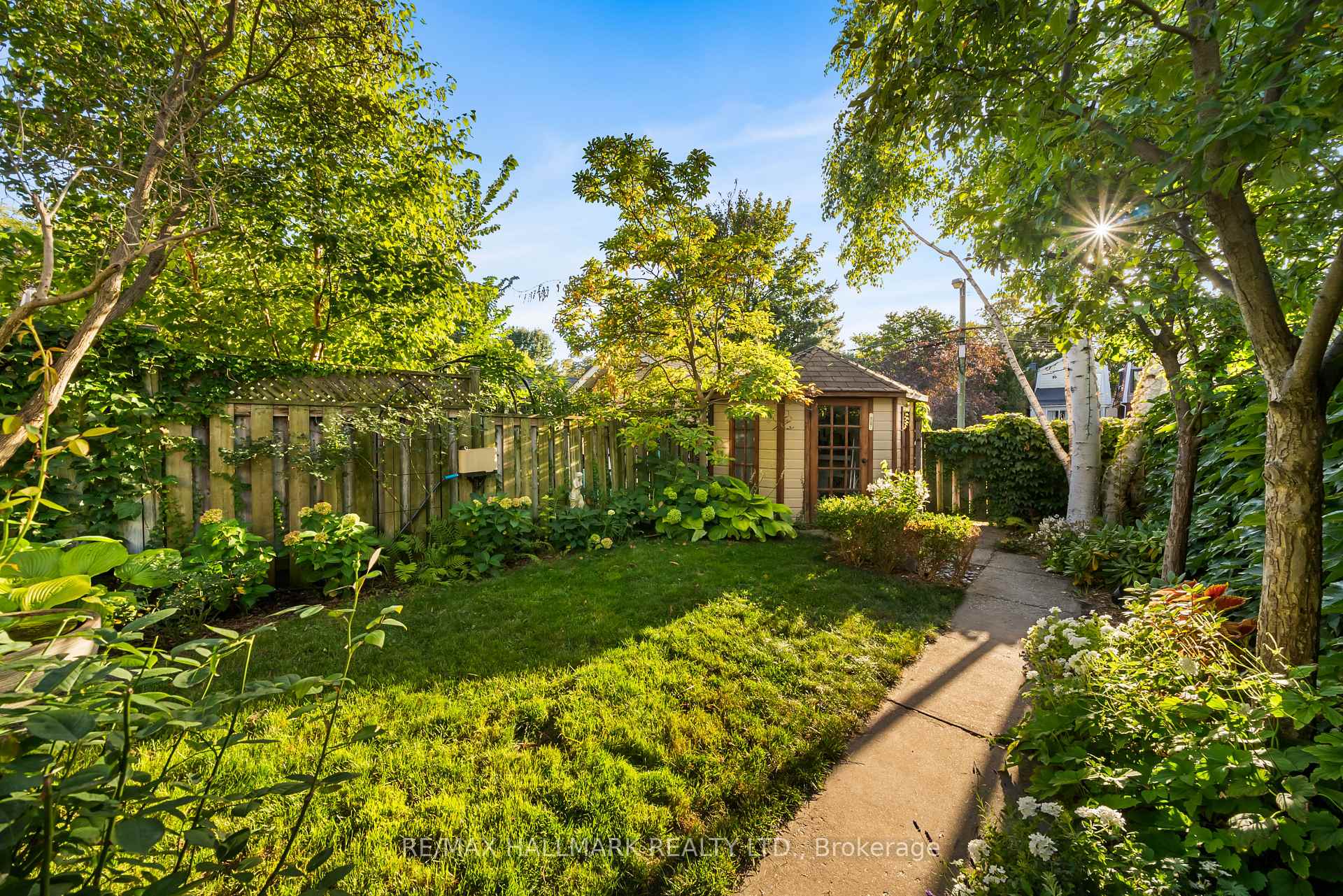 Photo 41 of 106 Malvern Avenue, Toronto, East End-Danforth — HOMEH