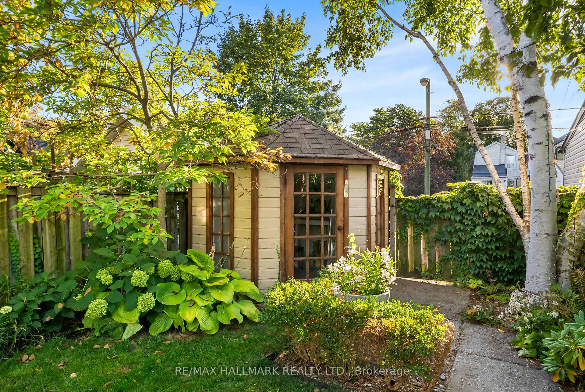 Photo 42 of 106 Malvern Avenue, Toronto, East End-Danforth — HOMEH