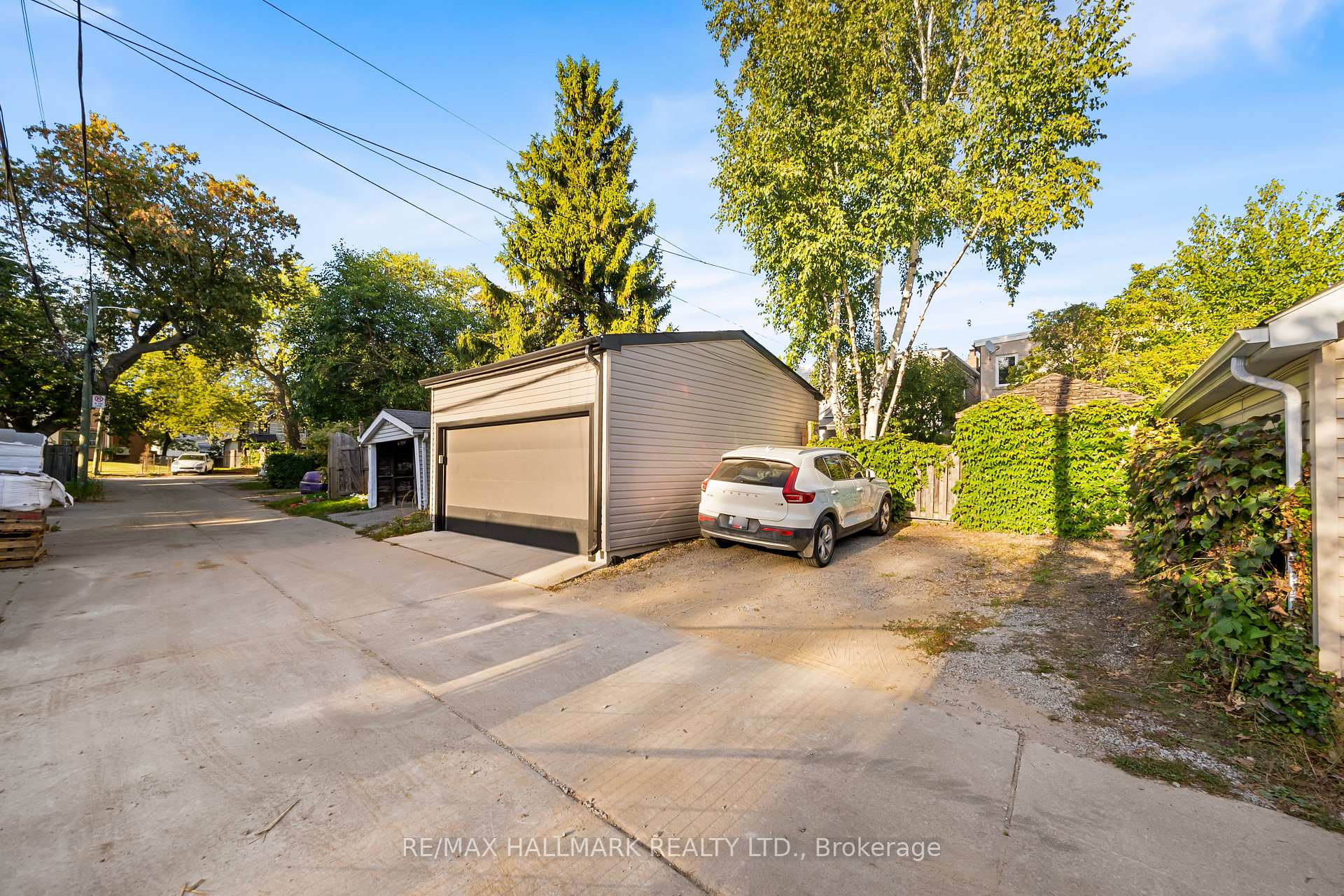 Photo 43 of 106 Malvern Avenue, Toronto, East End-Danforth — HOMEH