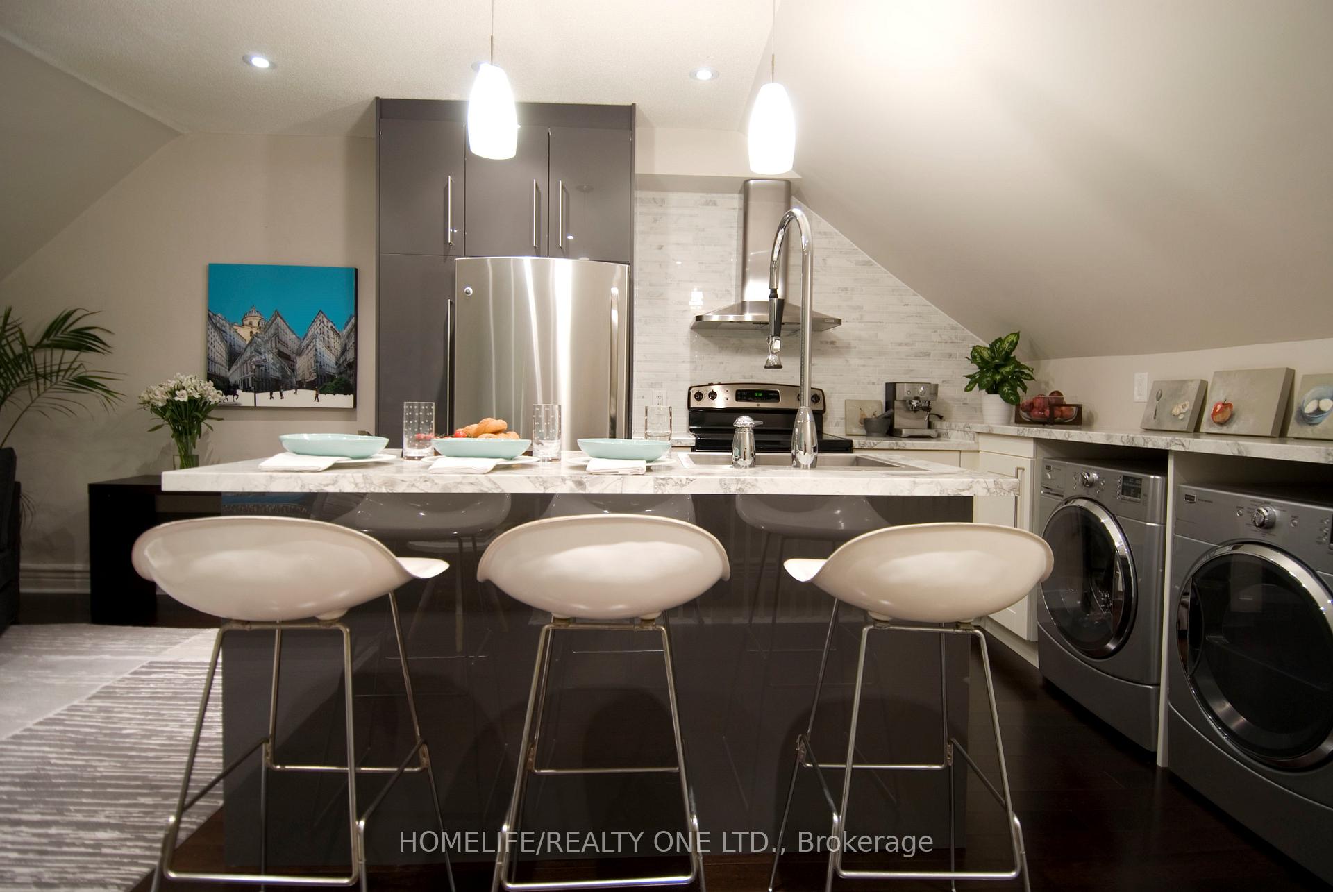 Photo 5 of Unit 2, 1202 Gerrard Street E, Toronto, South Riverdale — HOMEH