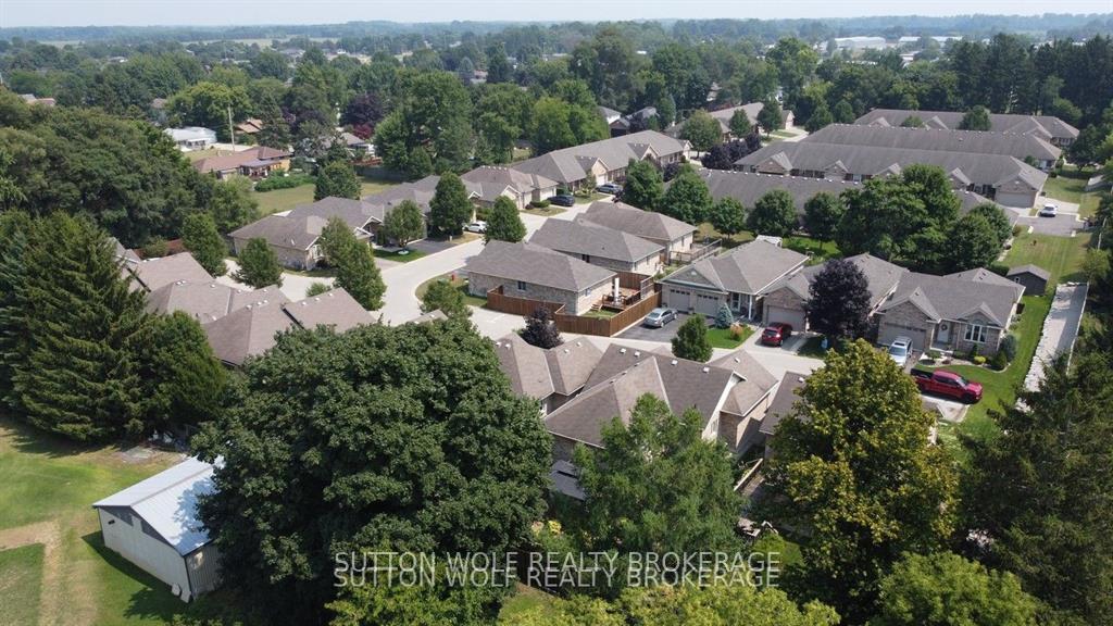 Photo 9 of Unit 42, 375 Scott Street E, Strathroy-Caradoc, SE — HOMEH