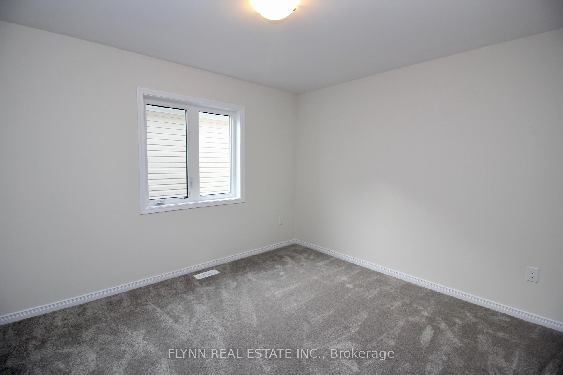 Photo 15 of 134 Esther Crescent, Thorold, Hurricane/Merrittville — HOMEH