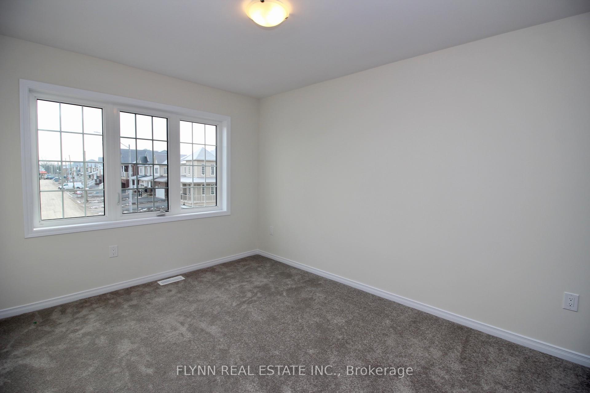 Photo 16 of 134 Esther Crescent, Thorold, Hurricane/Merrittville — HOMEH