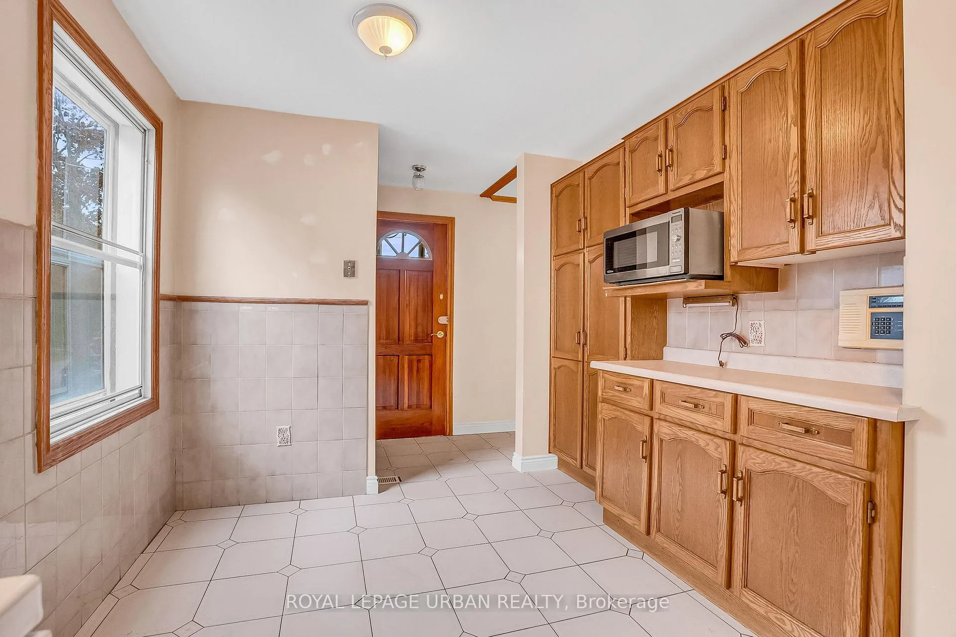 Photo 17 of 55 Merritt Road, Toronto, O'Connor-Parkview — HOMEH