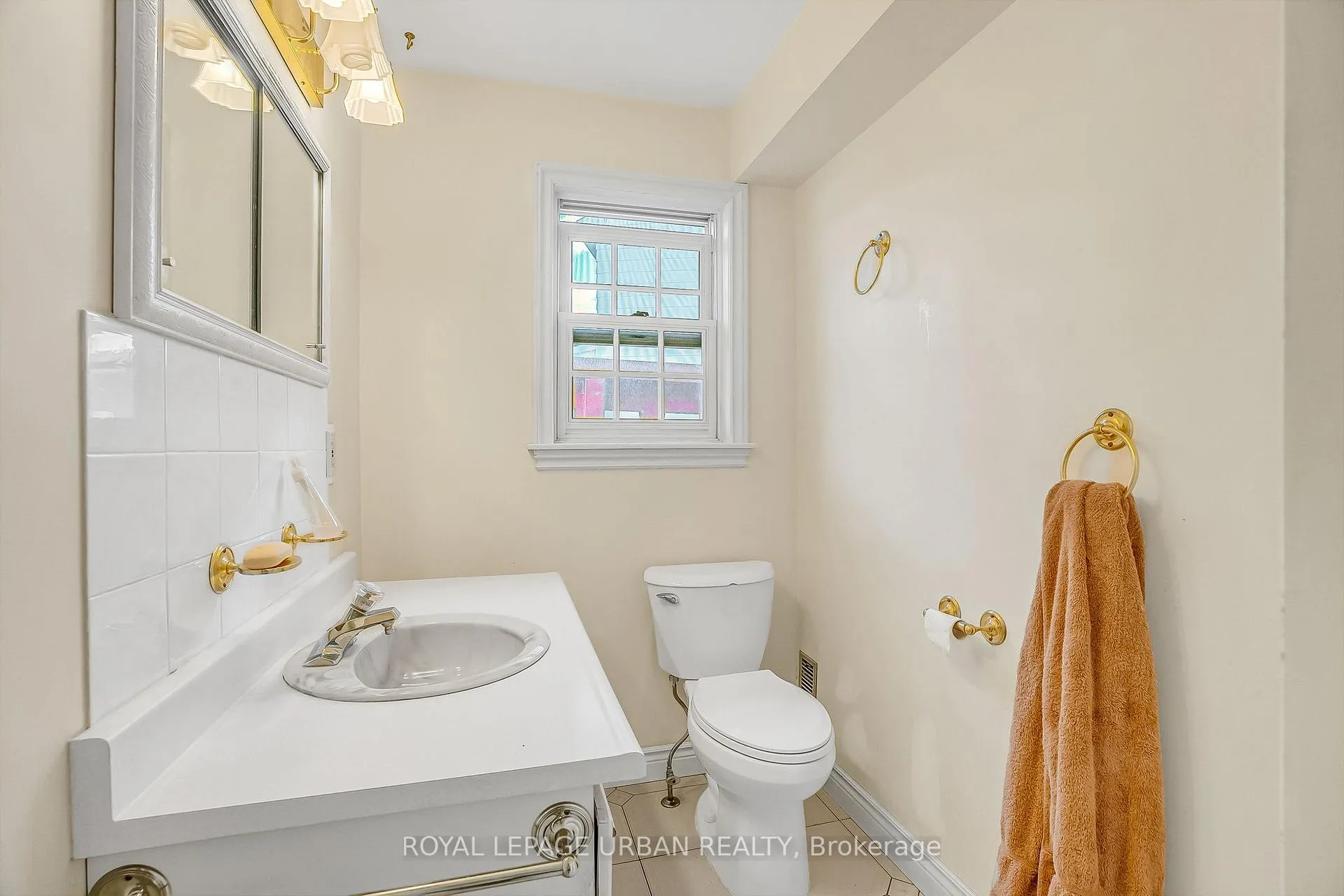 Photo 18 of 55 Merritt Road, Toronto, O'Connor-Parkview — HOMEH