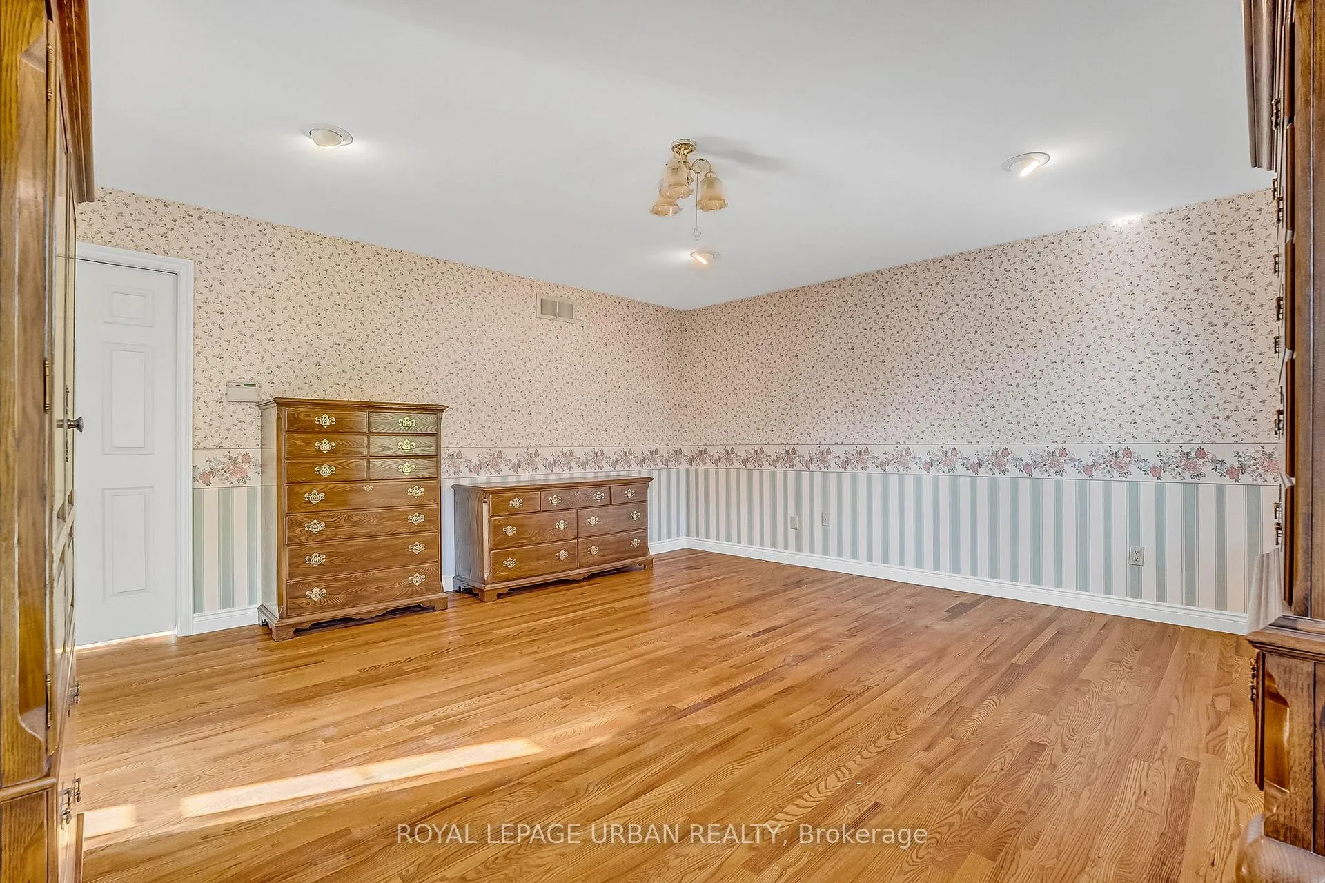 Photo 25 of 55 Merritt Road, Toronto, O'Connor-Parkview — HOMEH