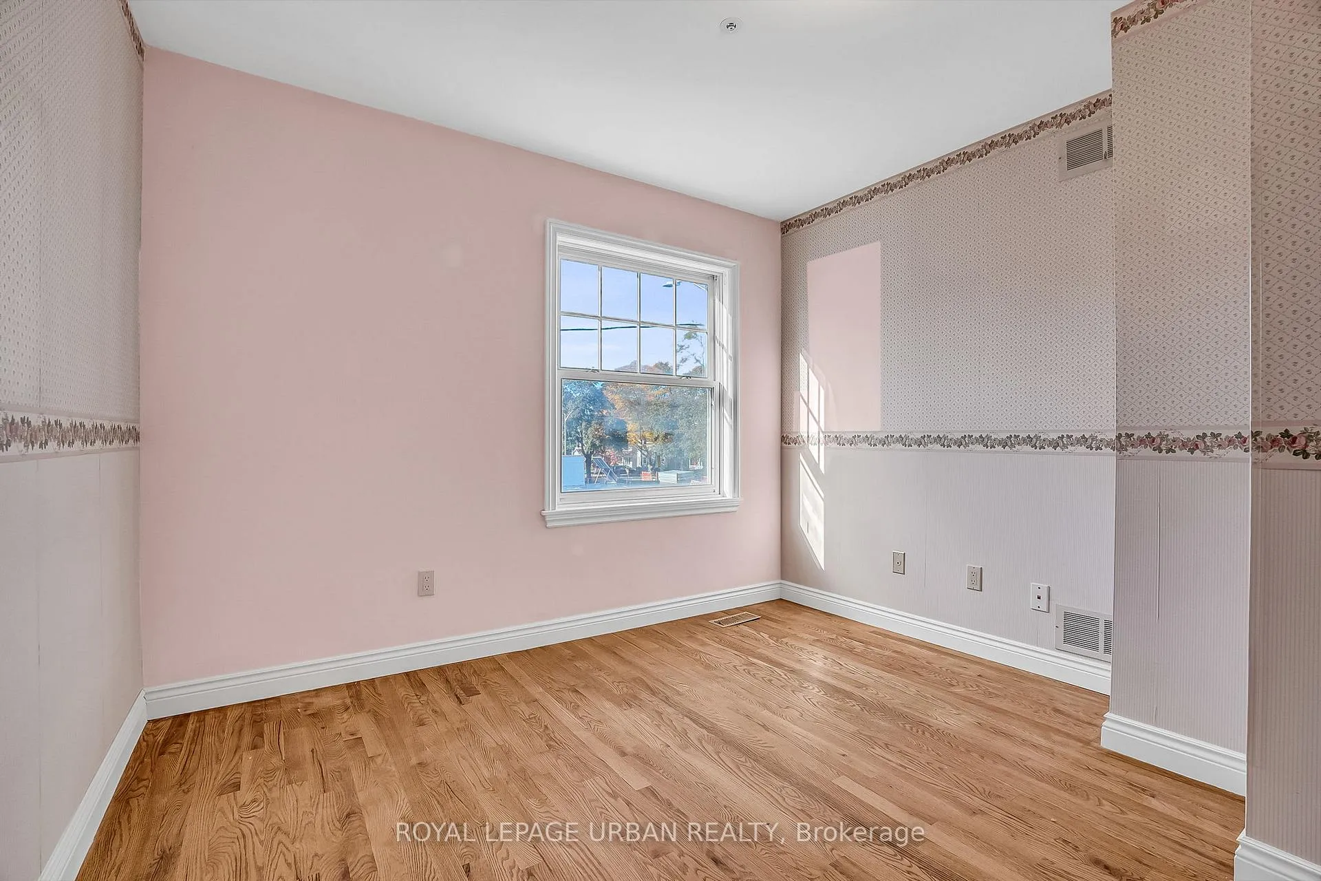 Photo 27 of 55 Merritt Road, Toronto, O'Connor-Parkview — HOMEH