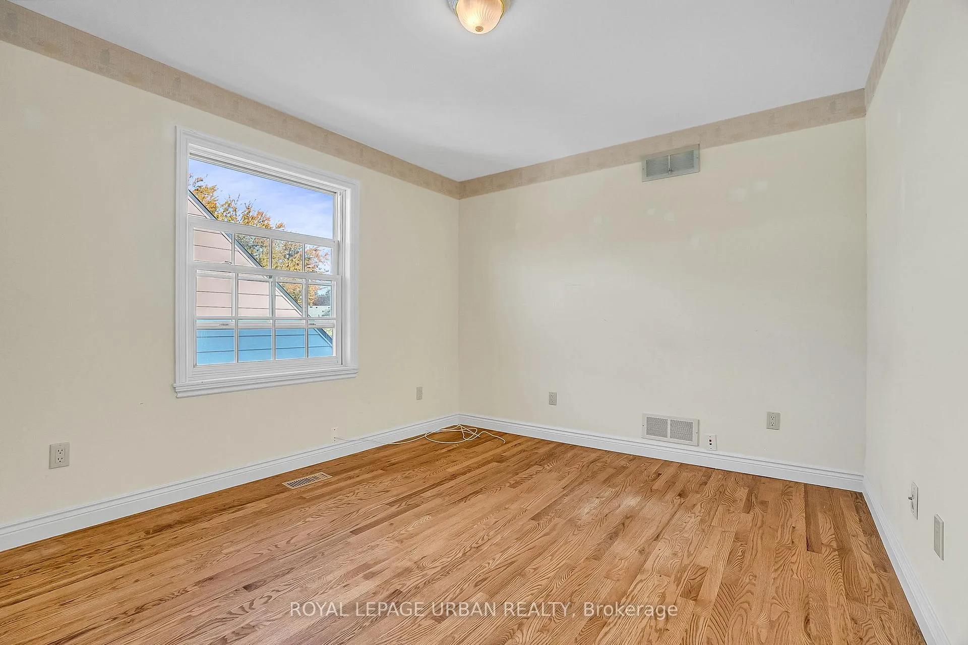 Photo 31 of 55 Merritt Road, Toronto, O'Connor-Parkview — HOMEH
