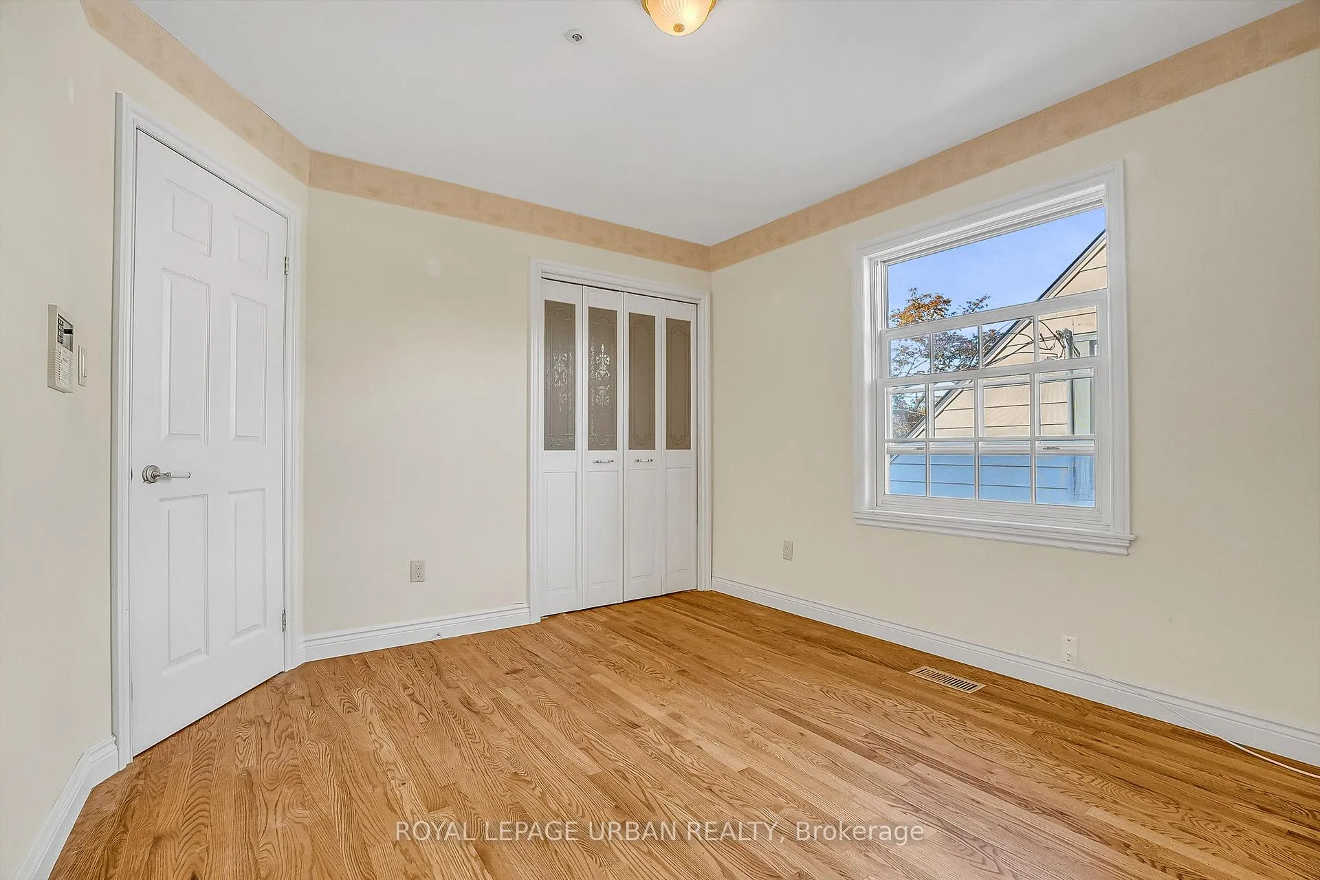 Photo 32 of 55 Merritt Road, Toronto, O'Connor-Parkview — HOMEH