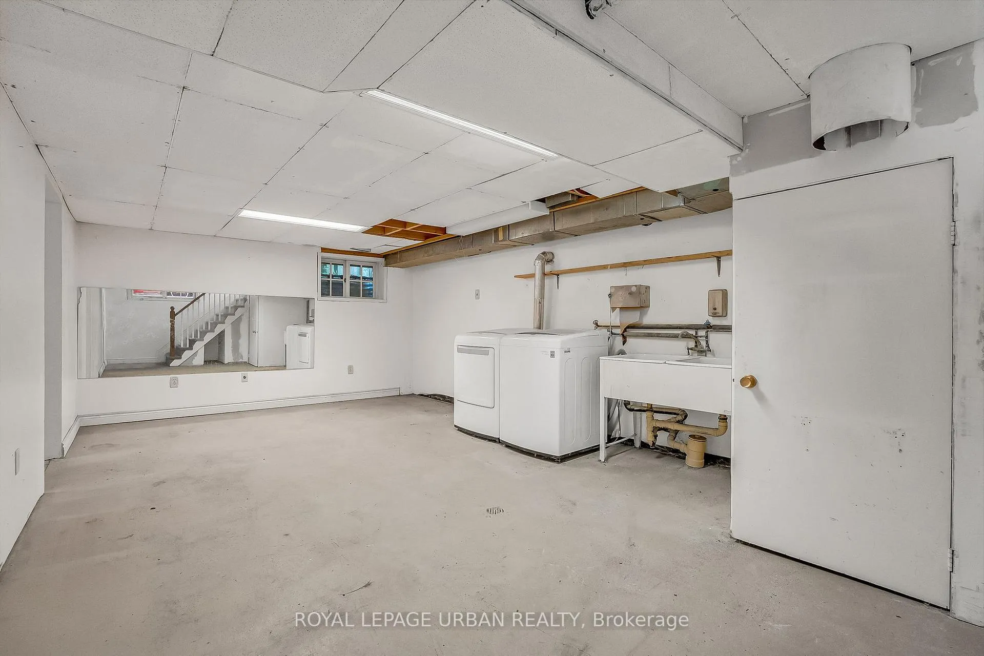 Photo 44 of 55 Merritt Road, Toronto, O'Connor-Parkview — HOMEH