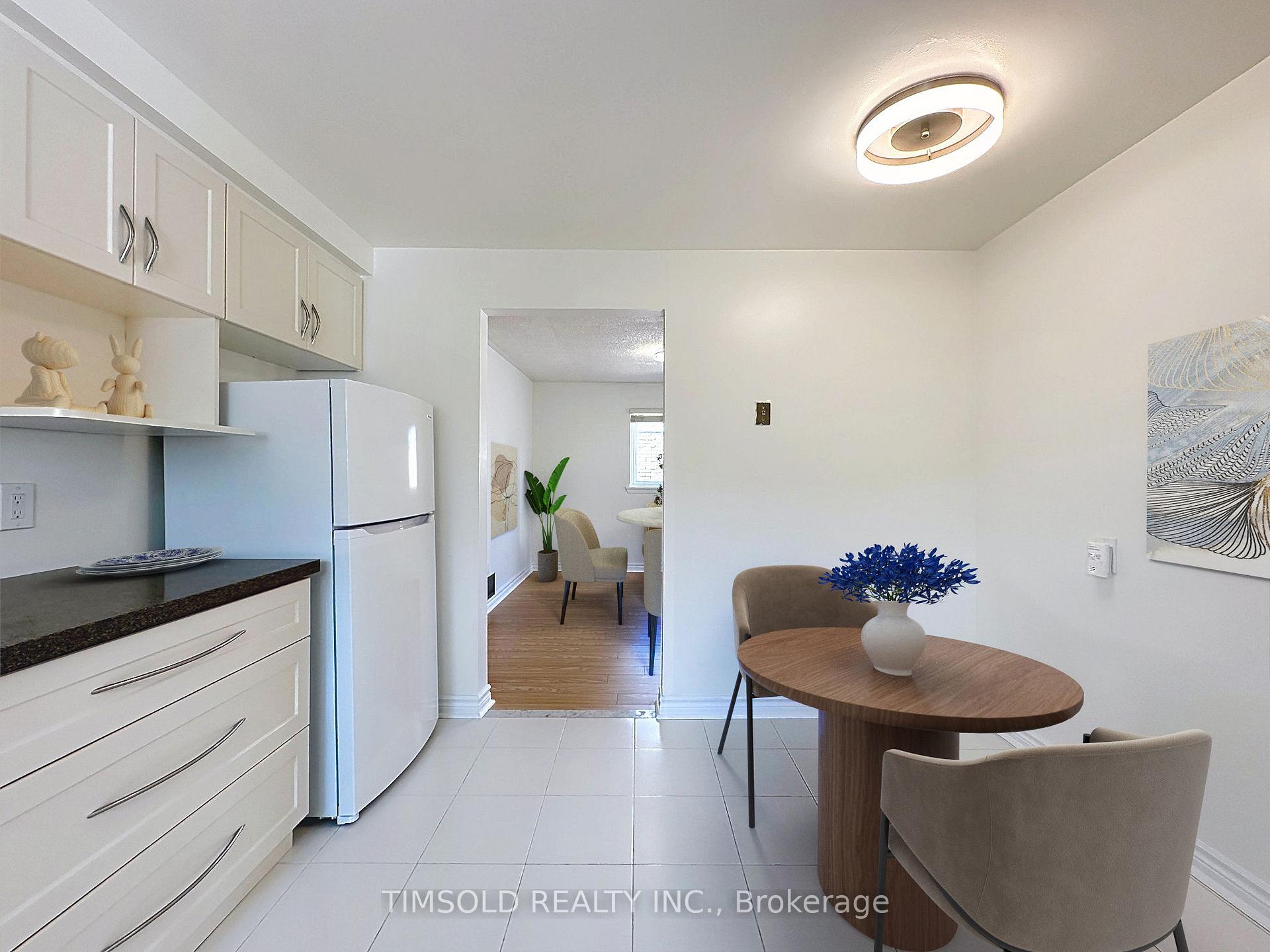 Photo 14 of 6 Lofthouse Square, Scarborough, L'Amoreaux — HOMEH