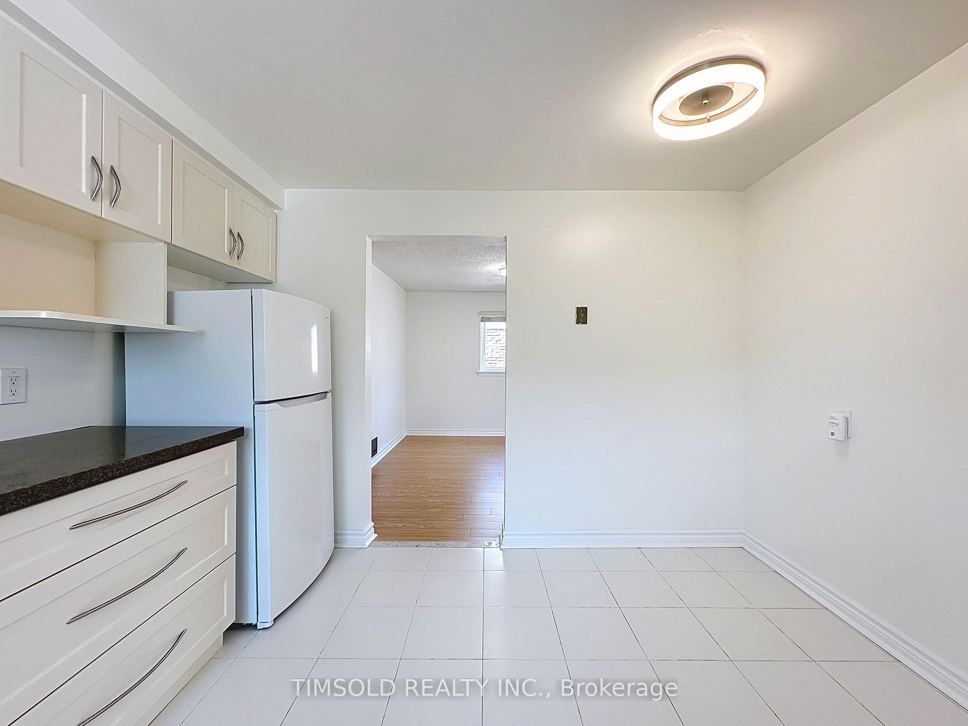 Photo 15 of 6 Lofthouse Square, Scarborough, L'Amoreaux — HOMEH