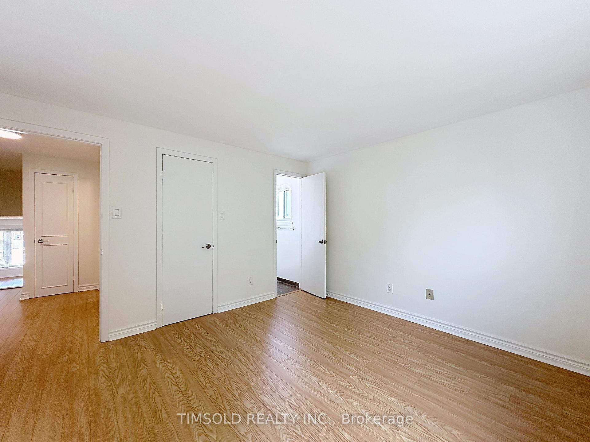 Photo 18 of 6 Lofthouse Square, Scarborough, L'Amoreaux — HOMEH