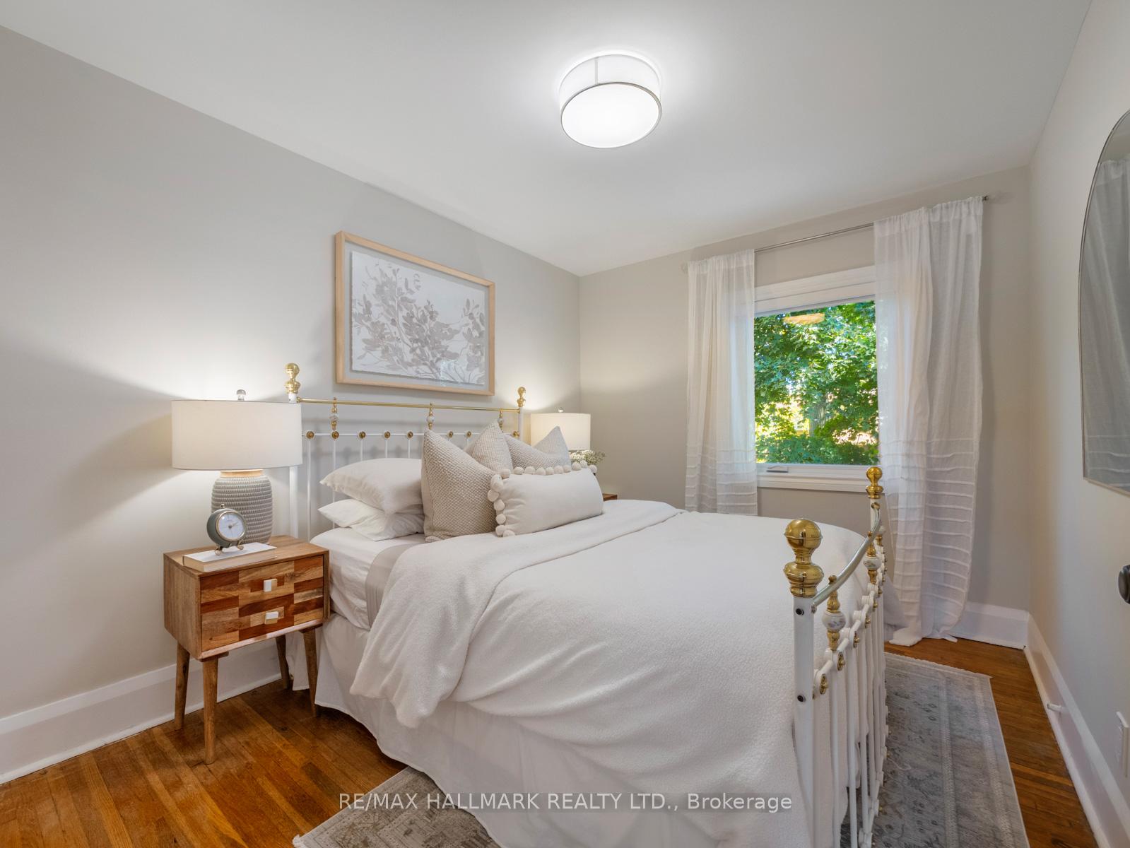 Photo 19 of 215 Golfview Avenue, Toronto, East End-Danforth — HOMEH