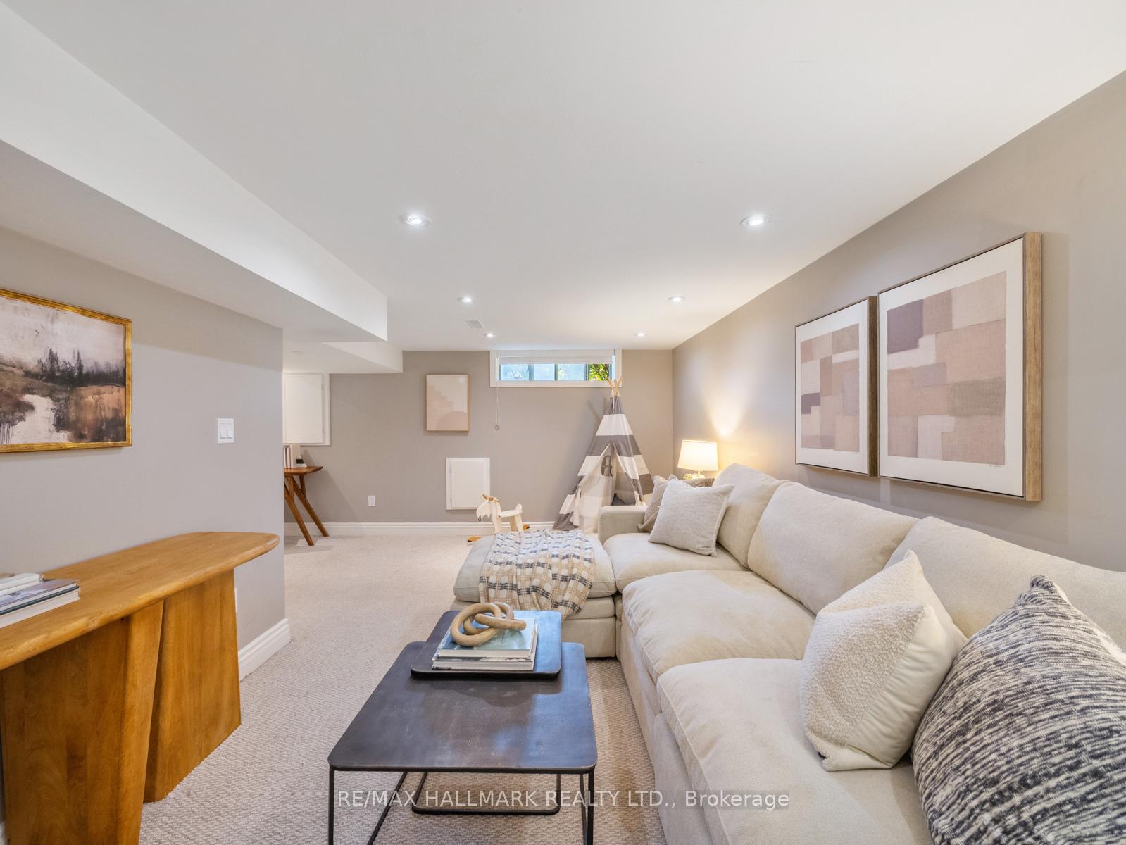 Photo 28 of 215 Golfview Avenue, Toronto, East End-Danforth — HOMEH