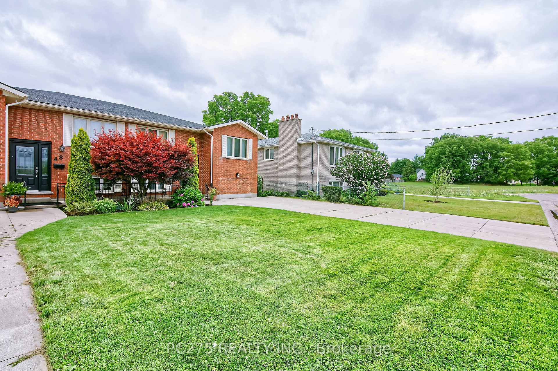 Photo 3 of 50 Bella Street, Strathroy-Caradoc, SE — HOMEH