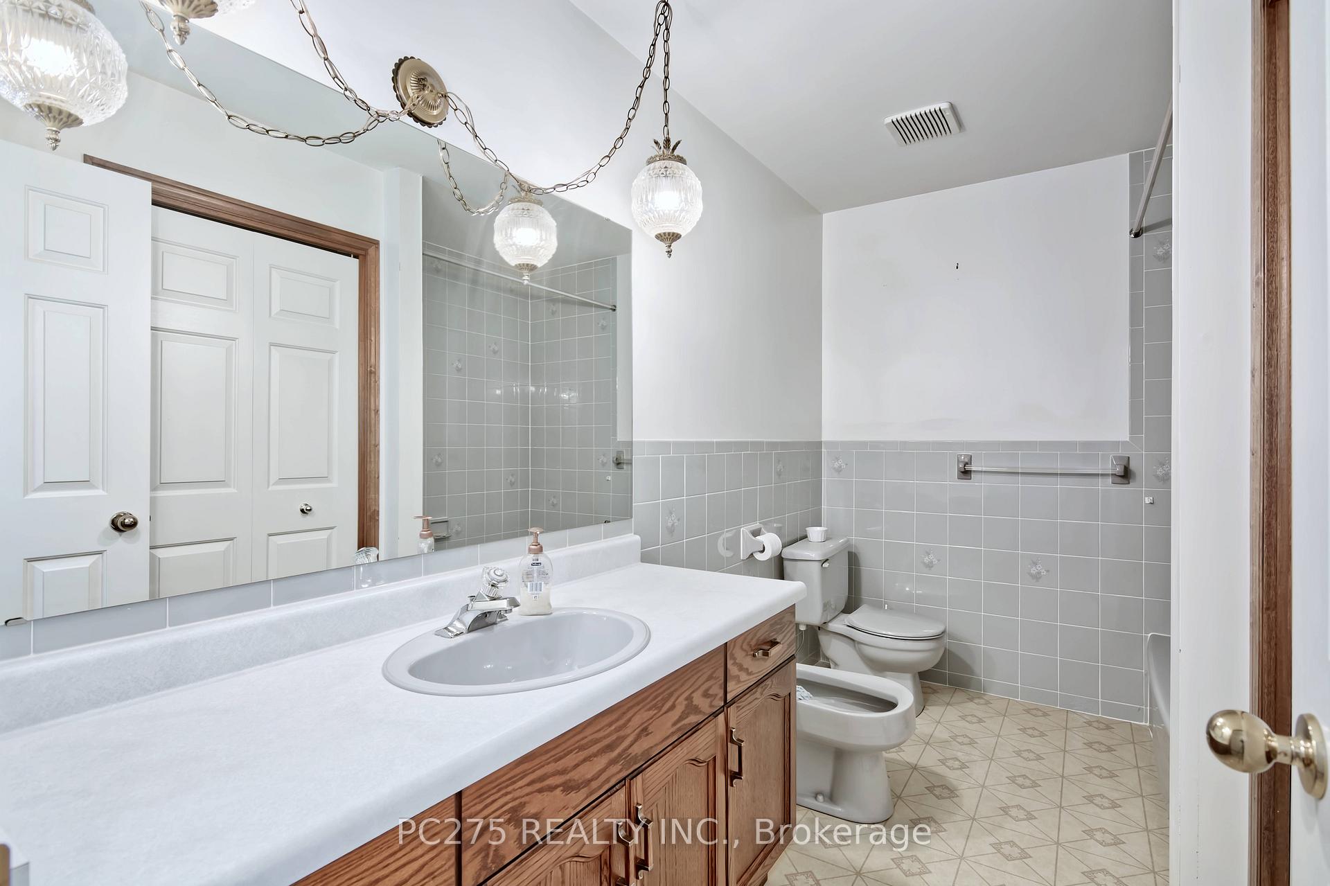 Photo 21 of 50 Bella Street, Strathroy-Caradoc, SE — HOMEH