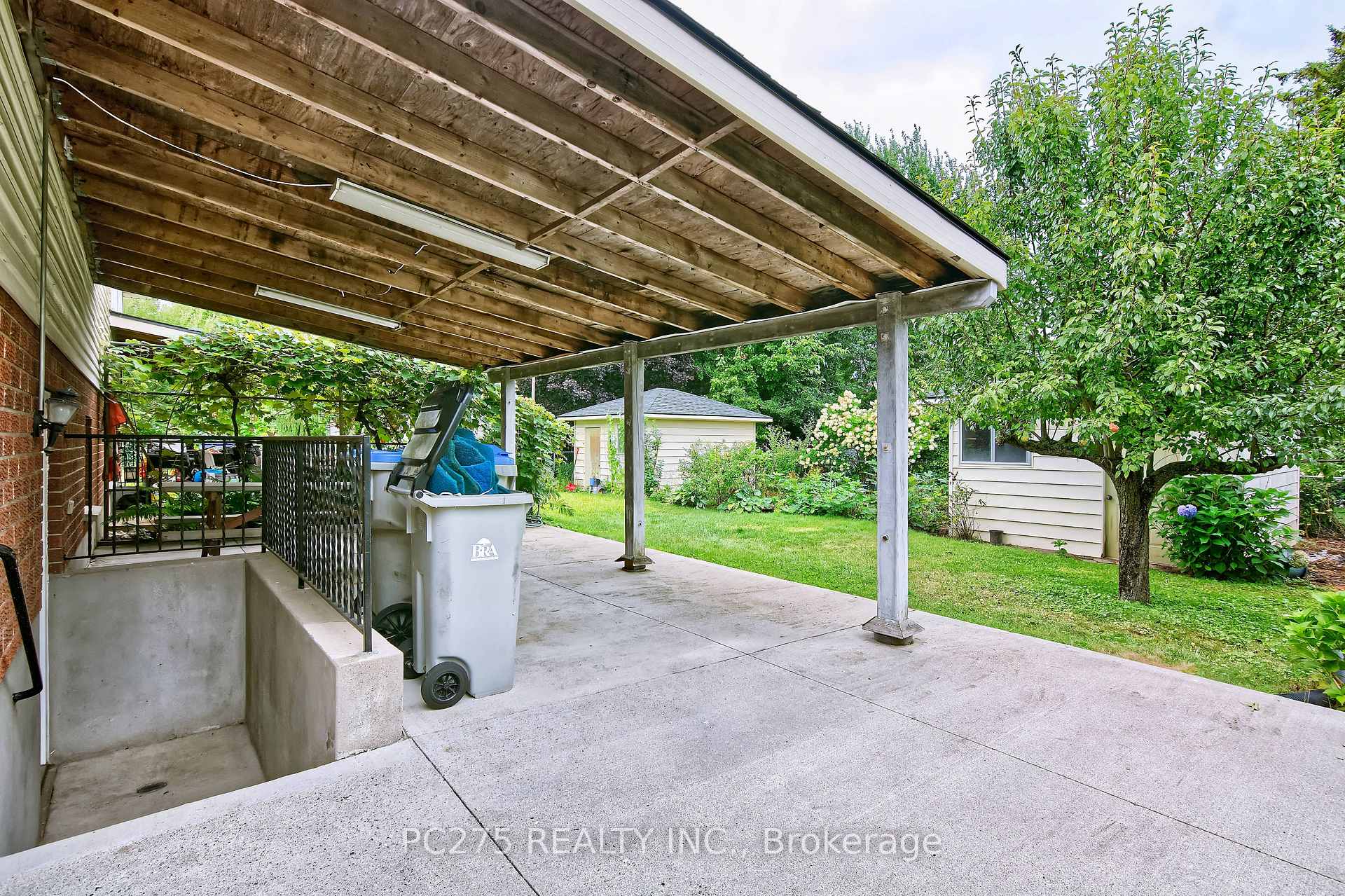 Photo 33 of 50 Bella Street, Strathroy-Caradoc, SE — HOMEH