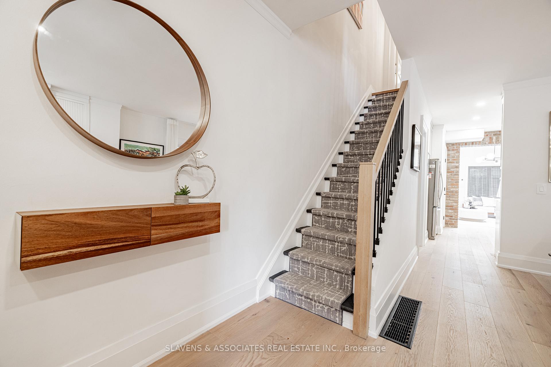 Photo 7 of 188 Fairlawn Avenue, Toronto, Lawrence Park North — HOMEH