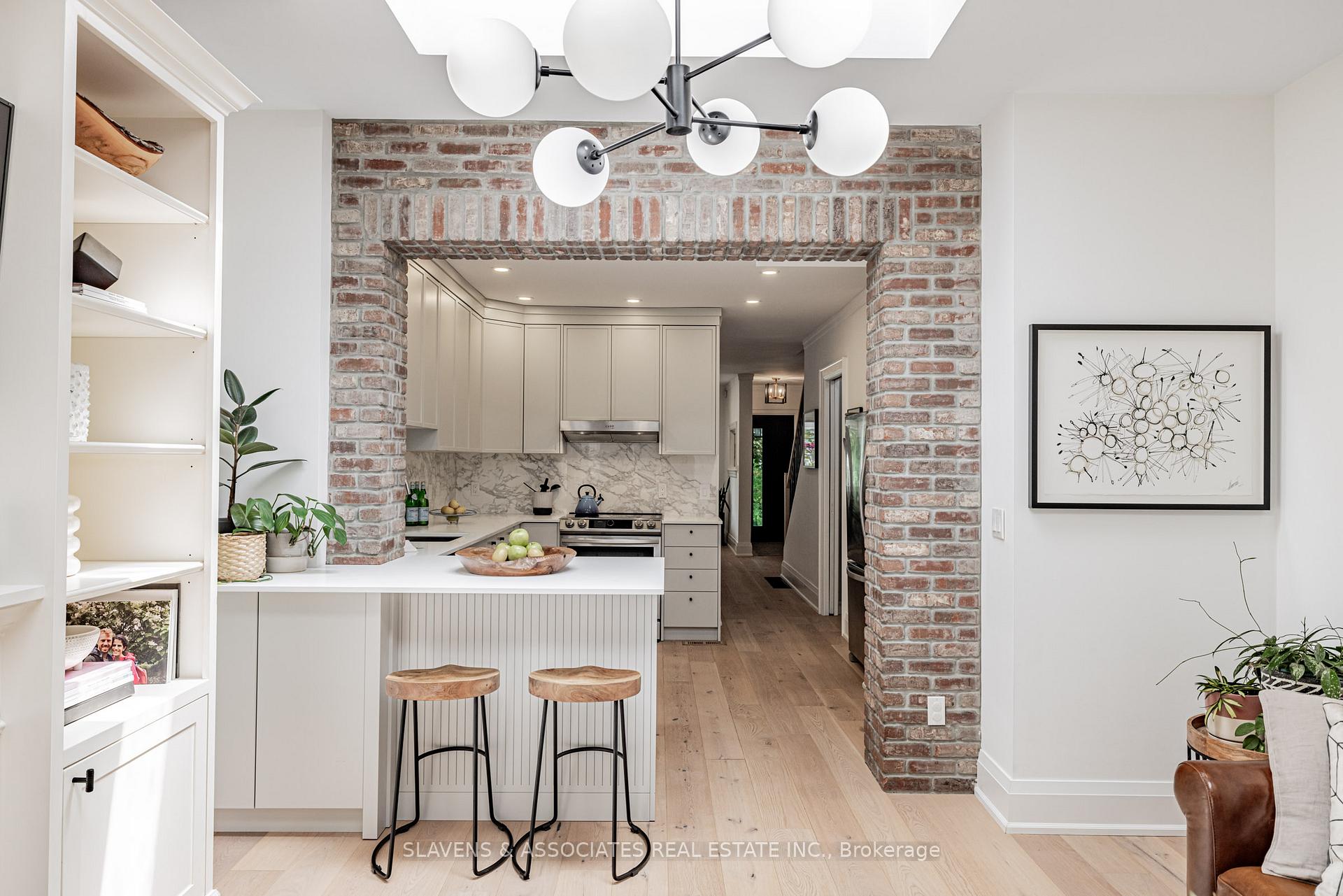 Photo 11 of 188 Fairlawn Avenue, Toronto, Lawrence Park North — HOMEH