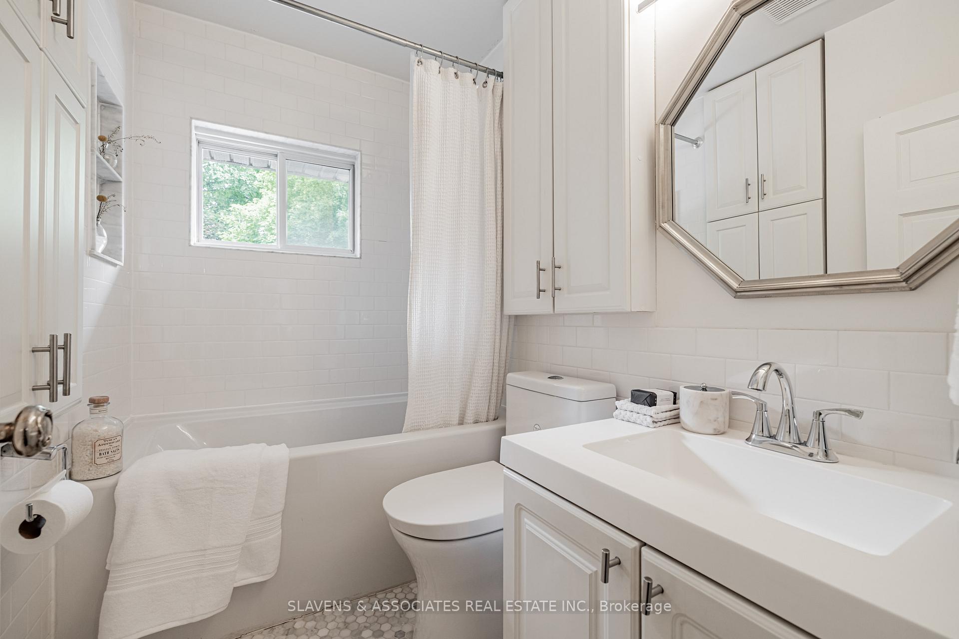 Photo 22 of 188 Fairlawn Avenue, Toronto, Lawrence Park North — HOMEH