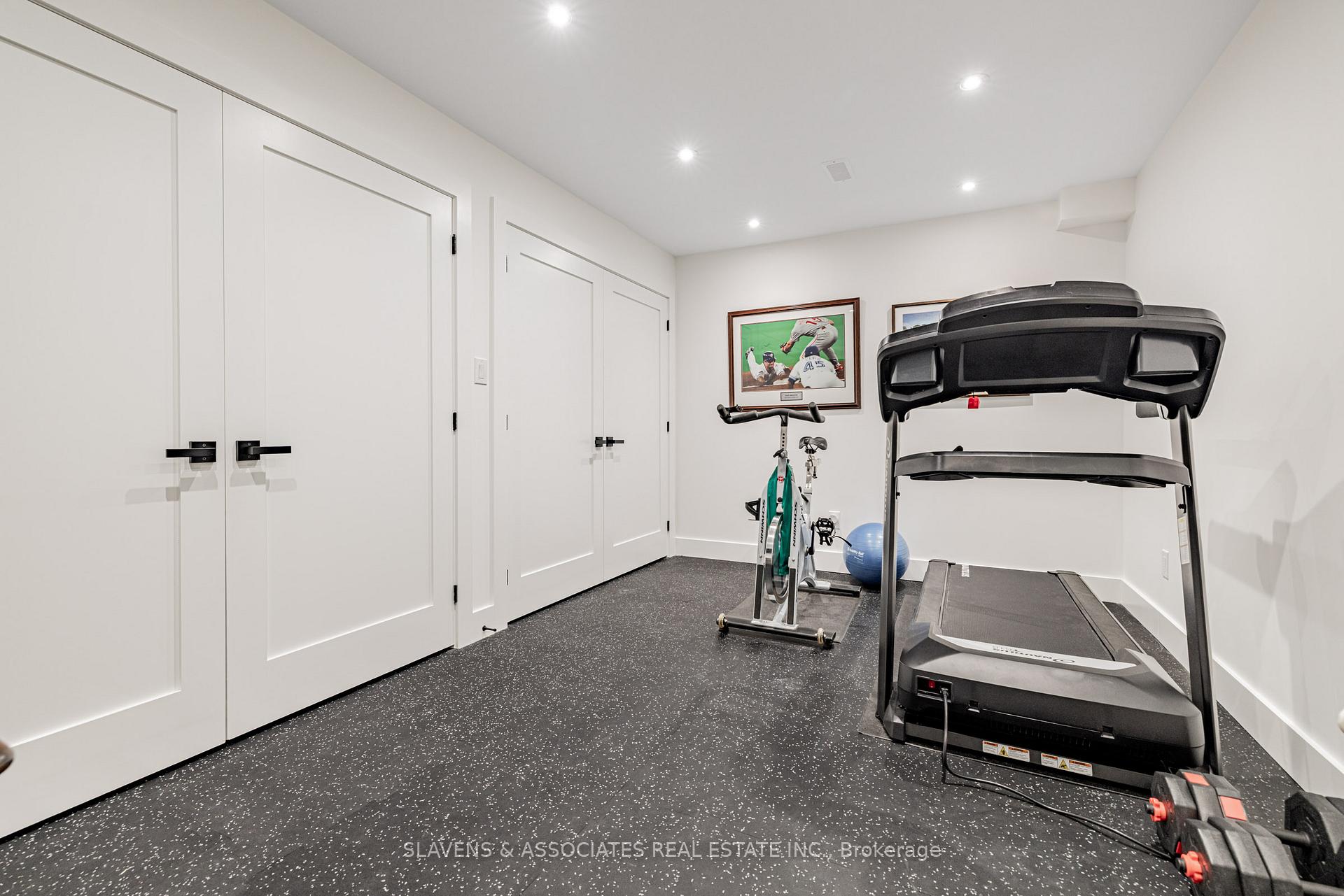 Photo 25 of 188 Fairlawn Avenue, Toronto, Lawrence Park North — HOMEH