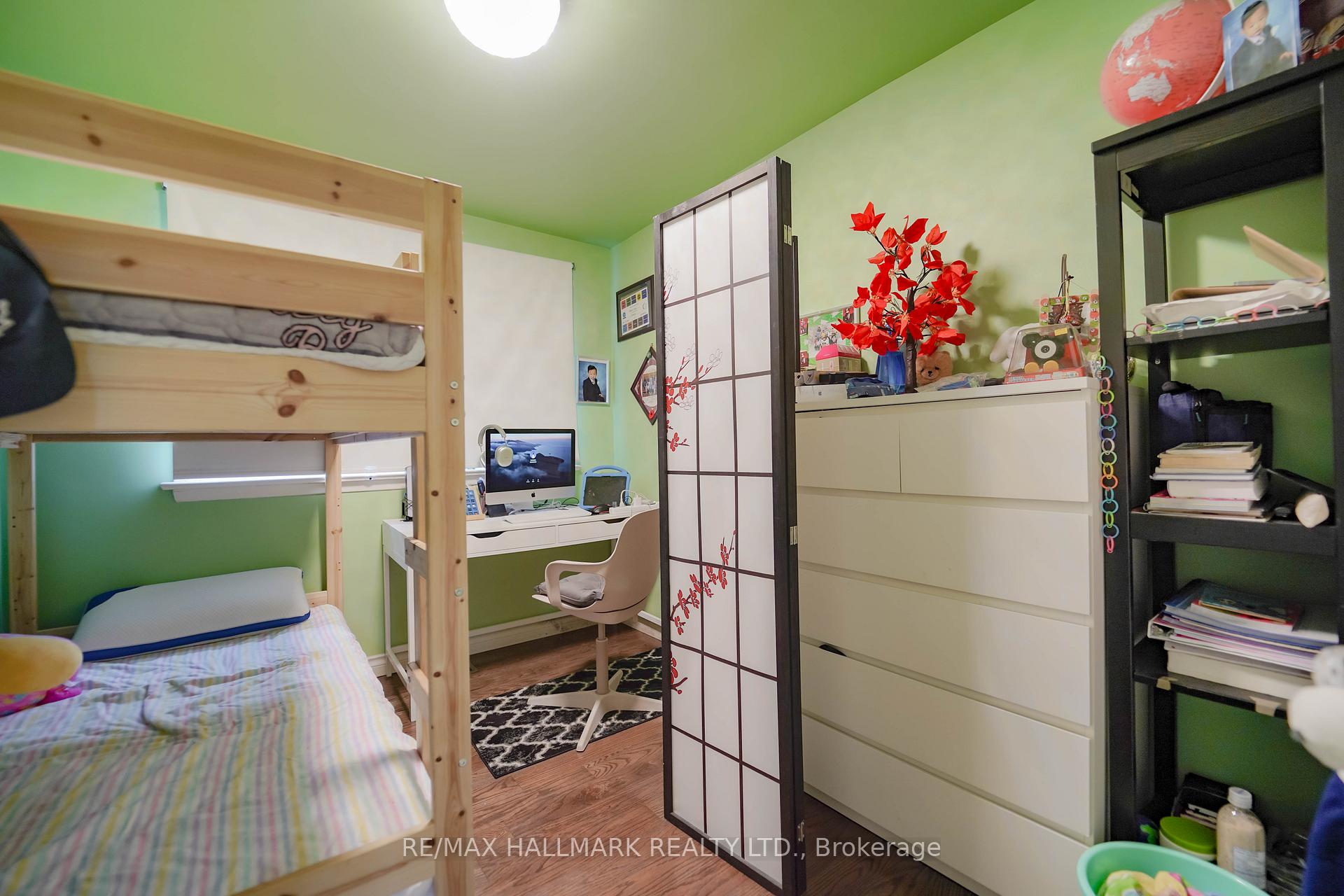 Photo 14 of 16 Araman Drive, Scarborough, Tam O'Shanter-Sullivan — HOMEH