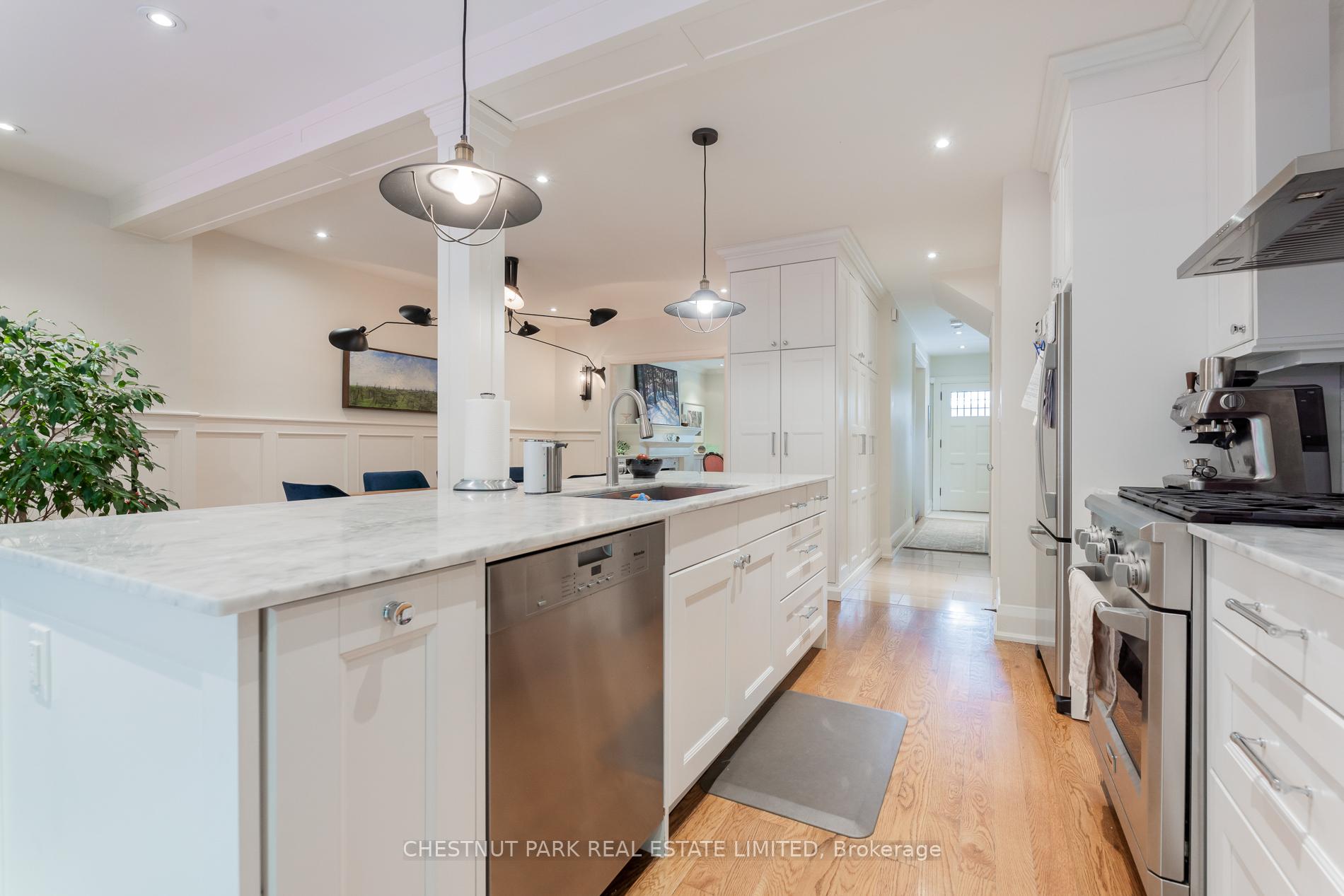 Photo 13 of 117 Douglas Avenue, Toronto, Lawrence Park North — HOMEH