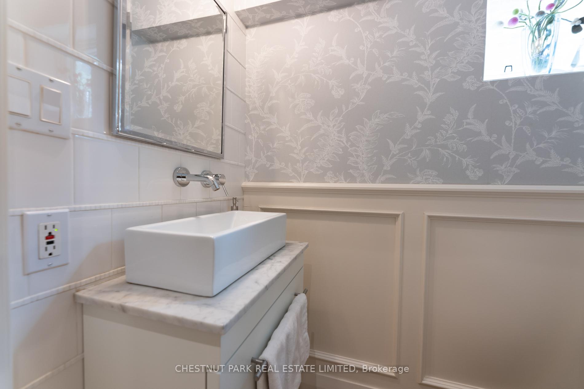 Photo 21 of 117 Douglas Avenue, Toronto, Lawrence Park North — HOMEH