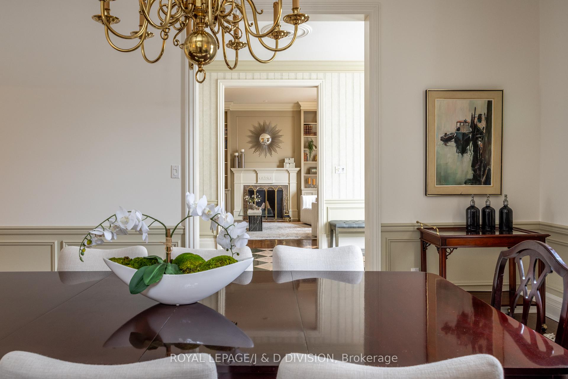 Photo 4 of 85 Joicey Boulevard, Toronto, Bedford Park-Nortown — HOMEH