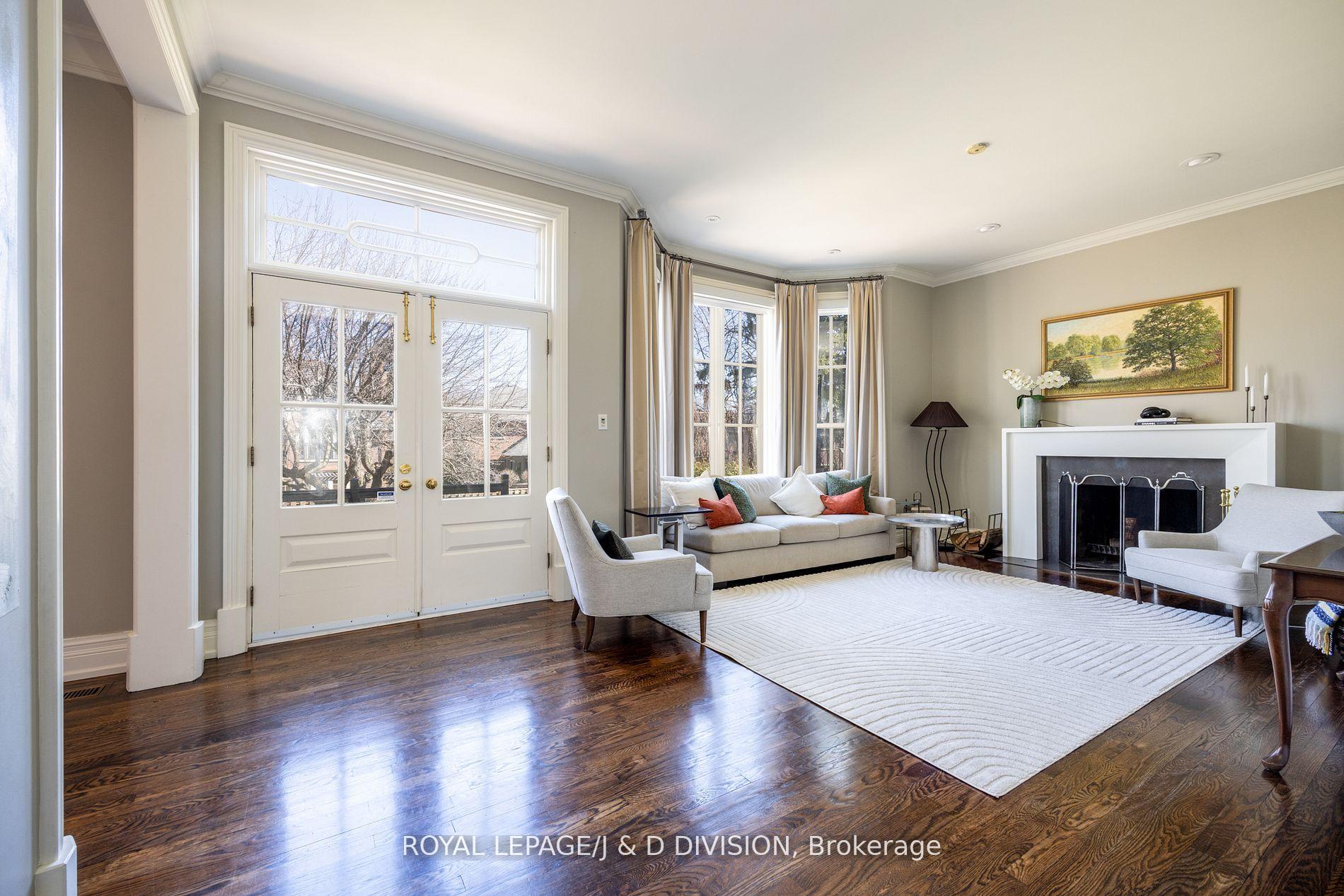 Photo 18 of 85 Joicey Boulevard, Toronto, Bedford Park-Nortown — HOMEH
