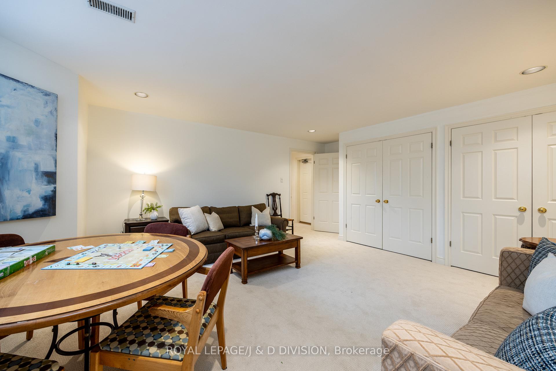 Photo 35 of 85 Joicey Boulevard, Toronto, Bedford Park-Nortown — HOMEH