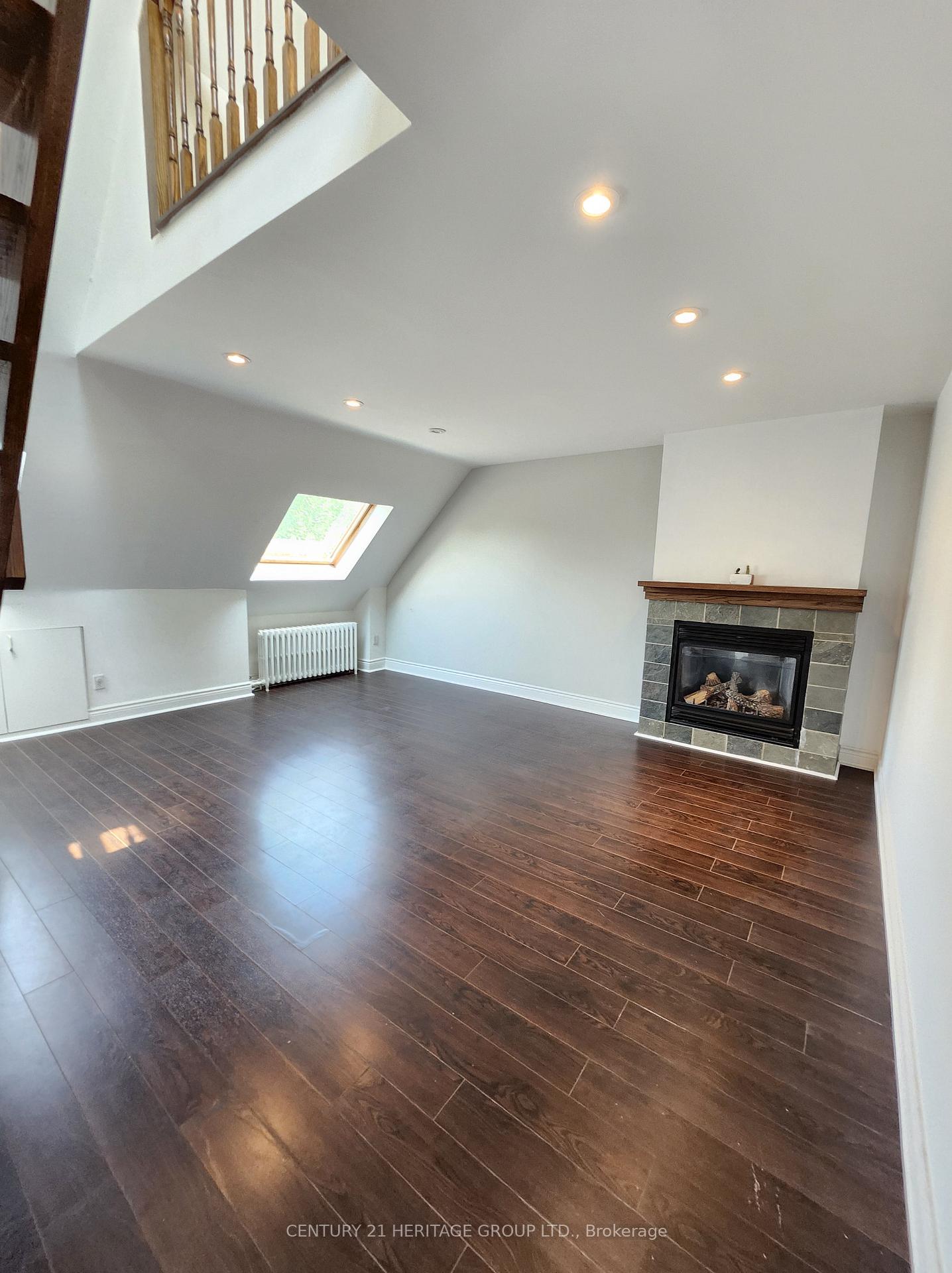Photo 4 of Unit Top Fl., 1346 Avenue Road, Toronto, Lawrence Park South — HOMEH