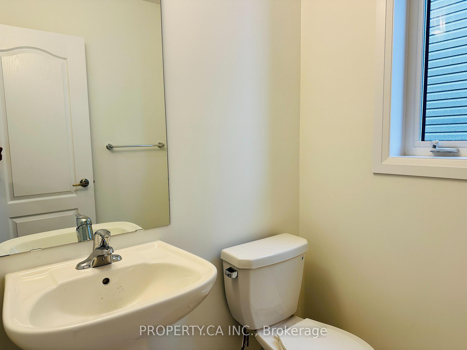 Photo 5 of 21 Niagara Drive, Thorold, Rolling Meadows — HOMEH