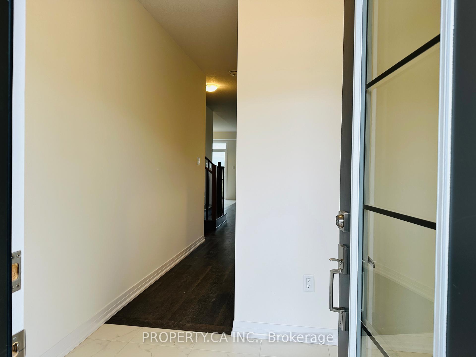 Photo 7 of 21 Niagara Drive, Thorold, Rolling Meadows — HOMEH