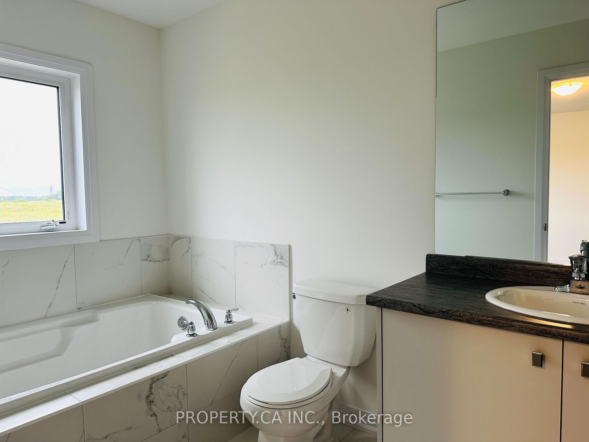 Photo 11 of 21 Niagara Drive, Thorold, Rolling Meadows — HOMEH
