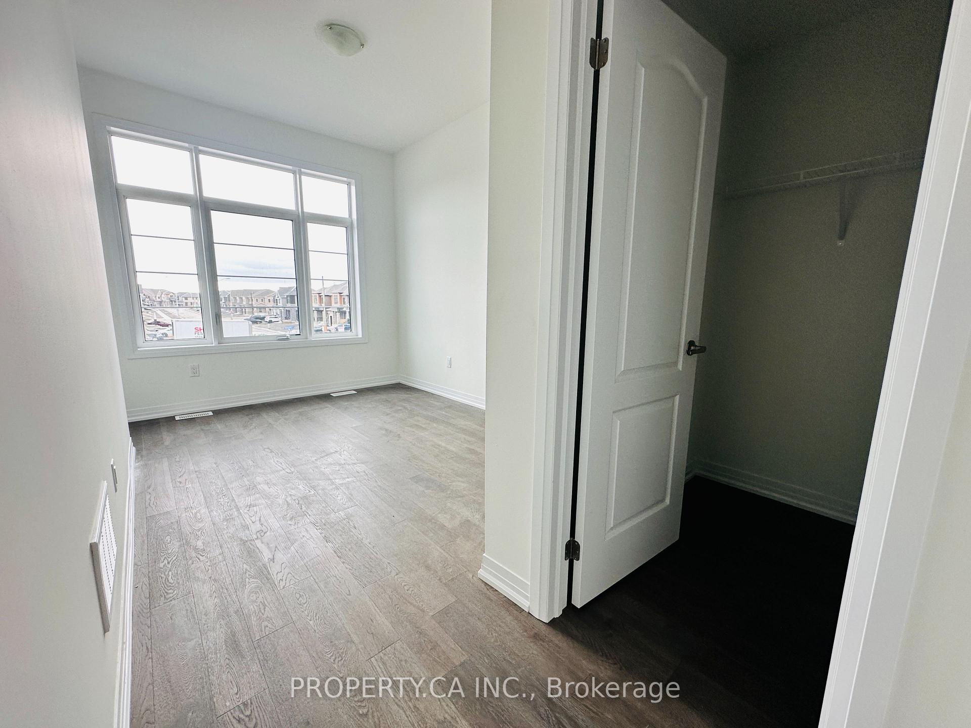 Photo 16 of 21 Niagara Drive, Thorold, Rolling Meadows — HOMEH