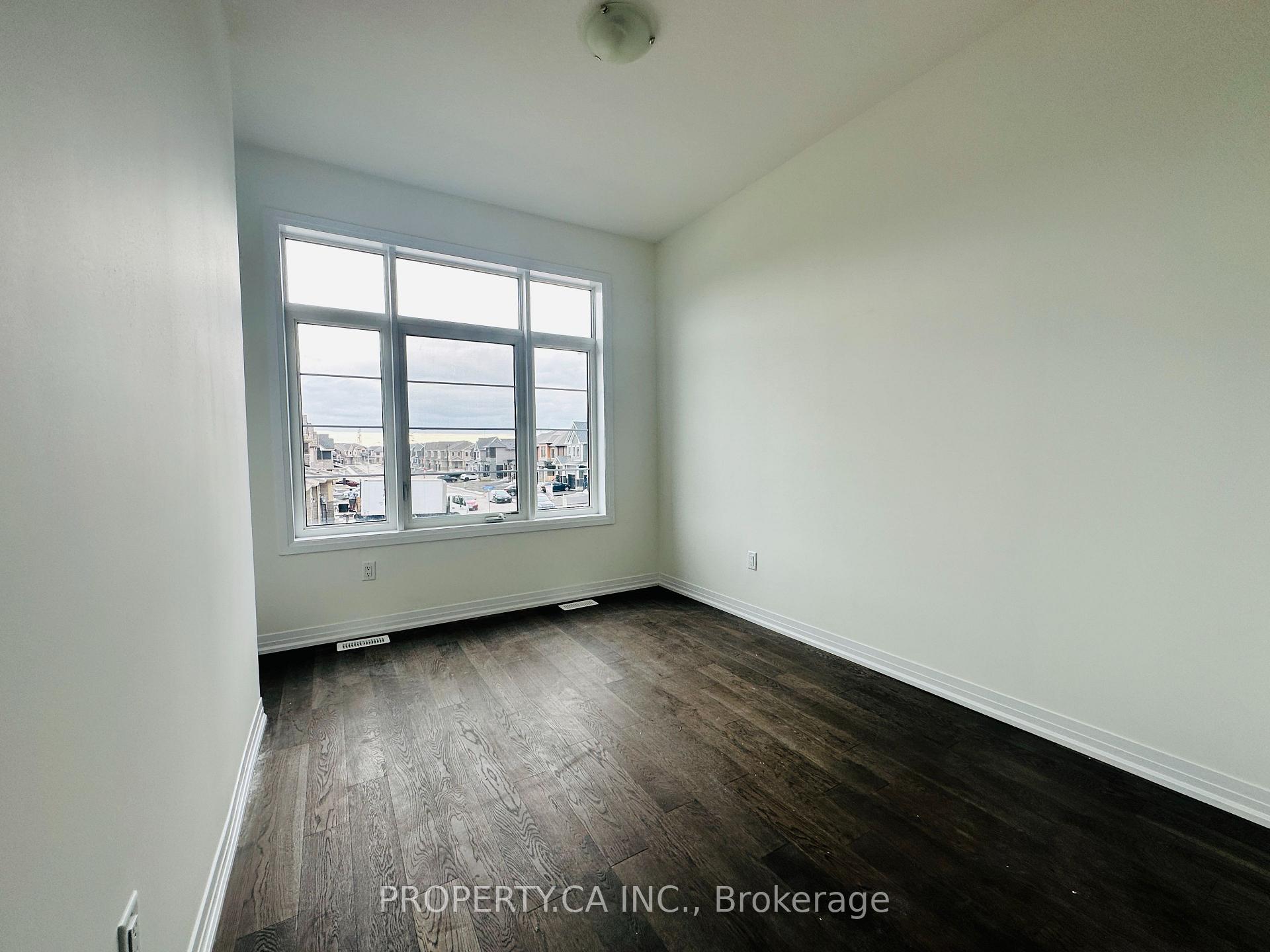 Photo 17 of 21 Niagara Drive, Thorold, Rolling Meadows — HOMEH