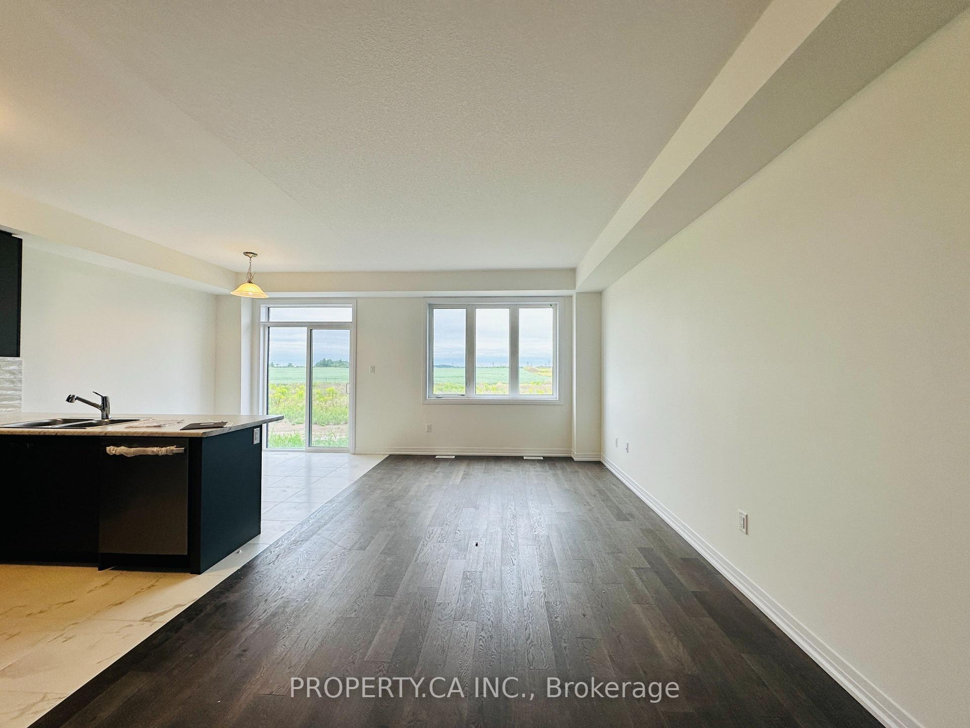 Photo 18 of 21 Niagara Drive, Thorold, Rolling Meadows — HOMEH