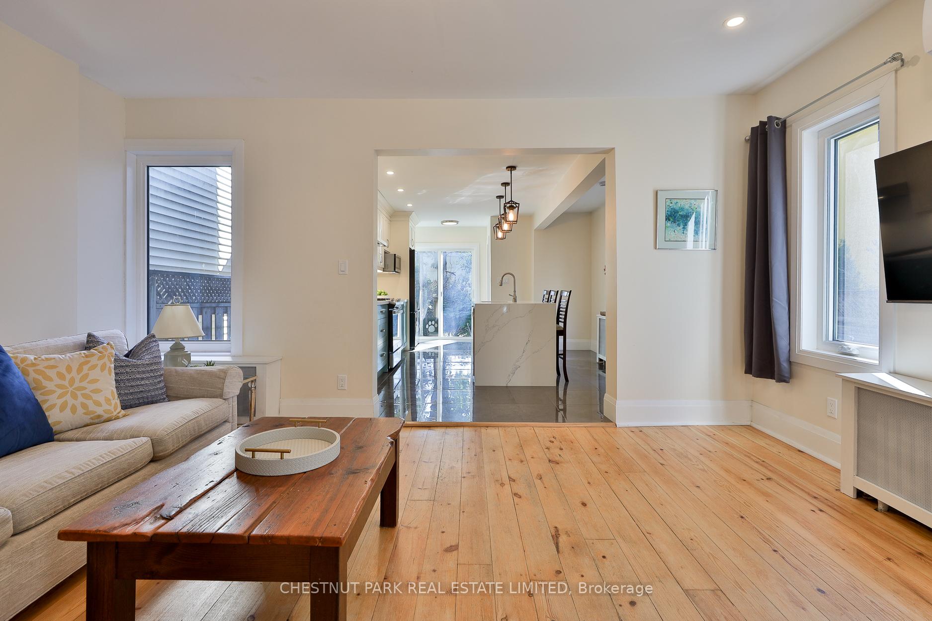 Photo 9 of 5 Minto Street, Toronto, Greenwood-Coxwell — HOMEH