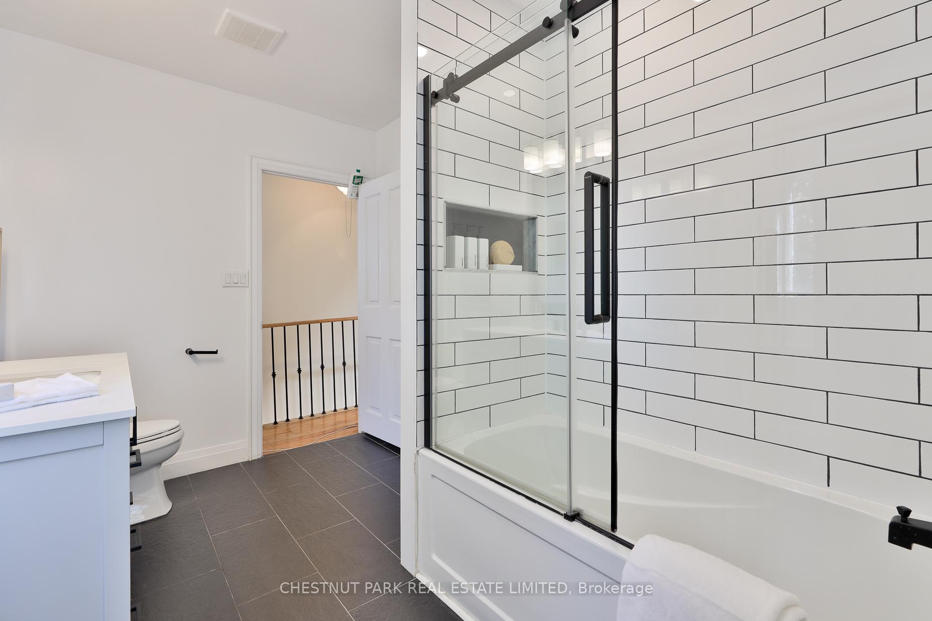Photo 22 of 5 Minto Street, Toronto, Greenwood-Coxwell — HOMEH