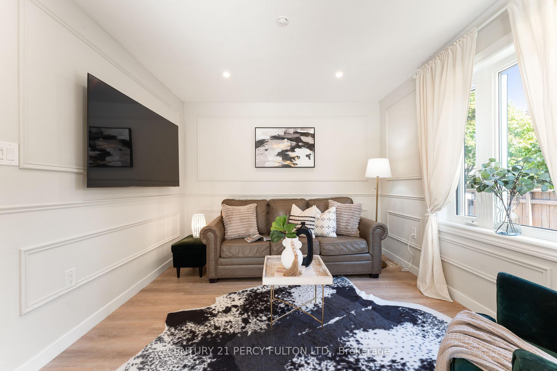 Photo 10 of 34 Topham Road, Toronto, O'Connor-Parkview — HOMEH