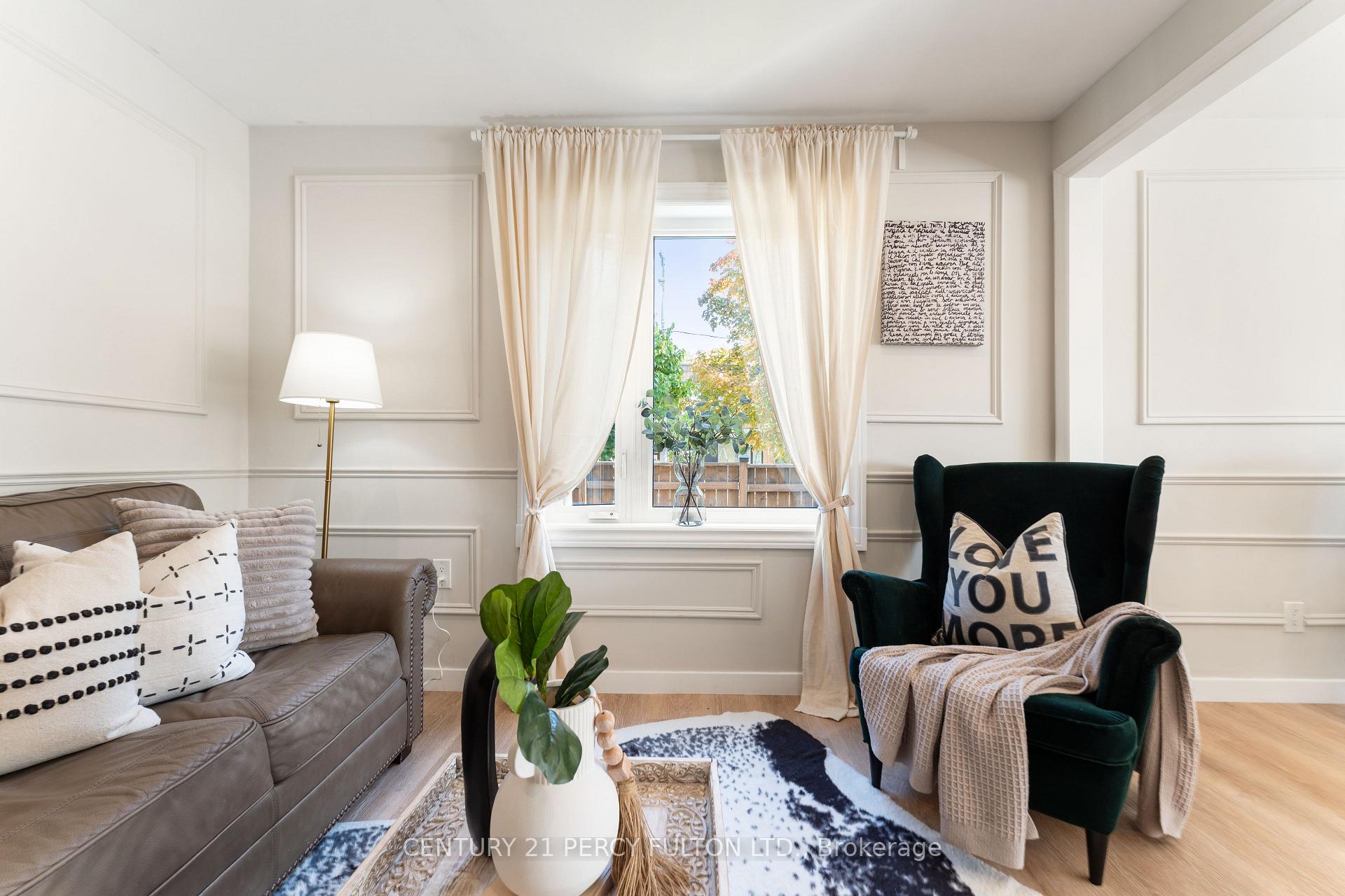Photo 12 of 34 Topham Road, Toronto, O'Connor-Parkview — HOMEH