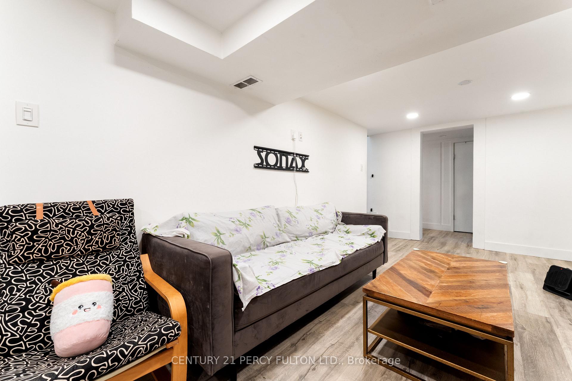 Photo 31 of 34 Topham Road, Toronto, O'Connor-Parkview — HOMEH