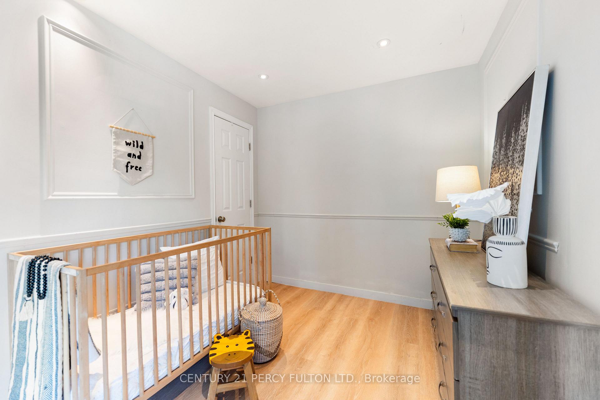 Photo 42 of 34 Topham Road, Toronto, O'Connor-Parkview — HOMEH