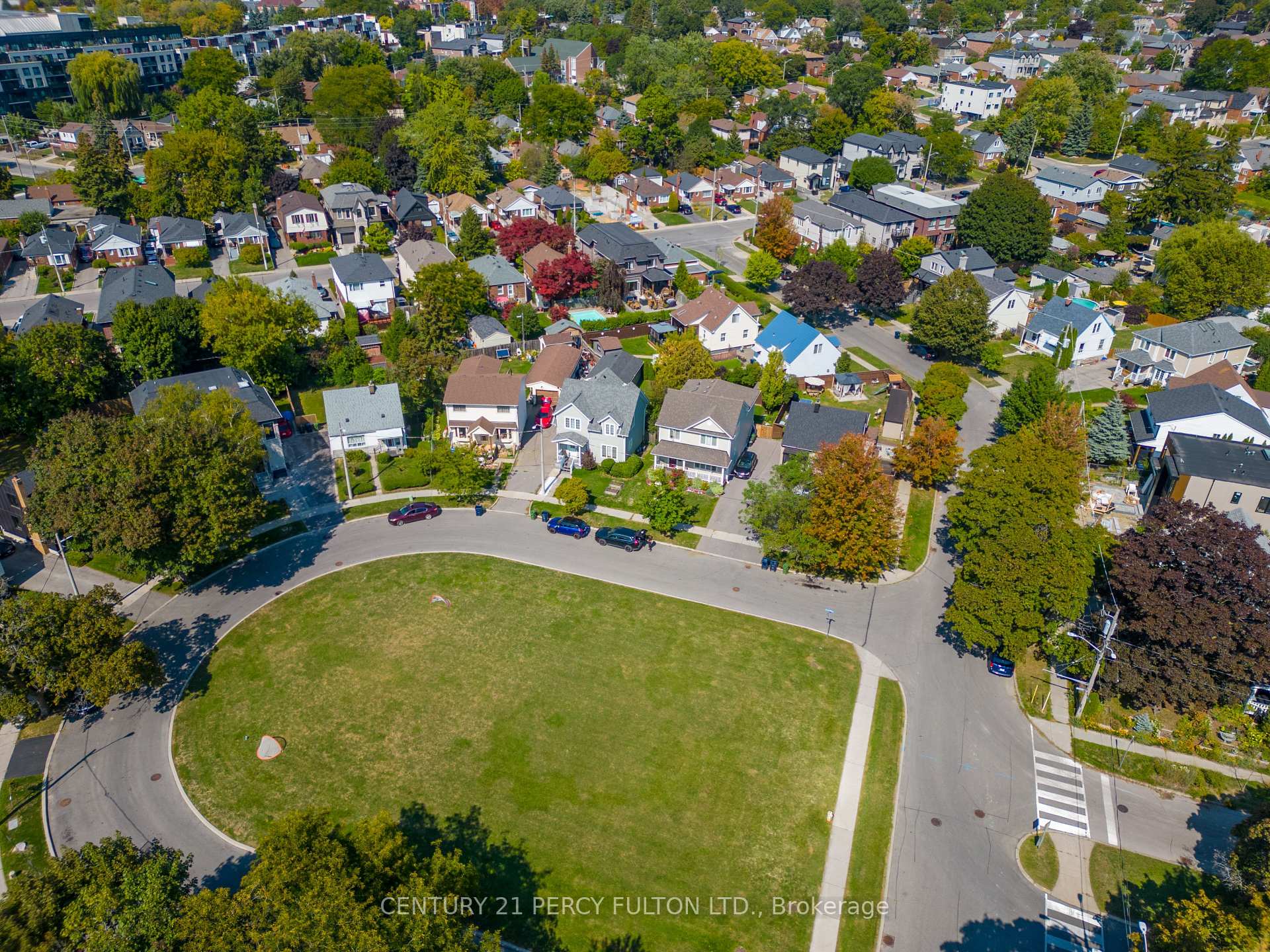 Photo 49 of 34 Topham Road, Toronto, O'Connor-Parkview — HOMEH