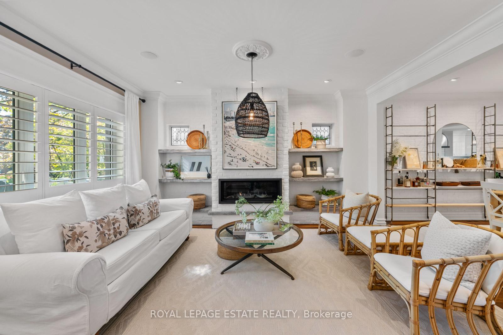 Photo 12 of 242 Willow Avenue, Toronto, The Beaches — HOMEH
