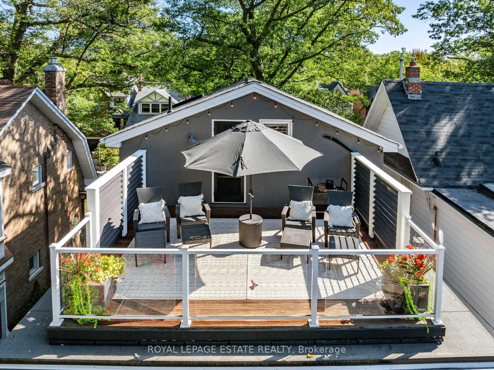 Photo 31 of 242 Willow Avenue, Toronto, The Beaches — HOMEH