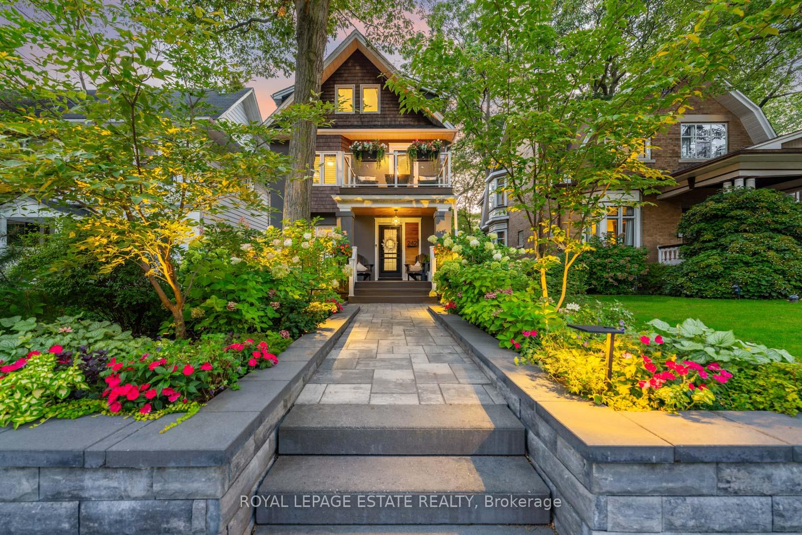 Photo 35 of 242 Willow Avenue, Toronto, The Beaches — HOMEH