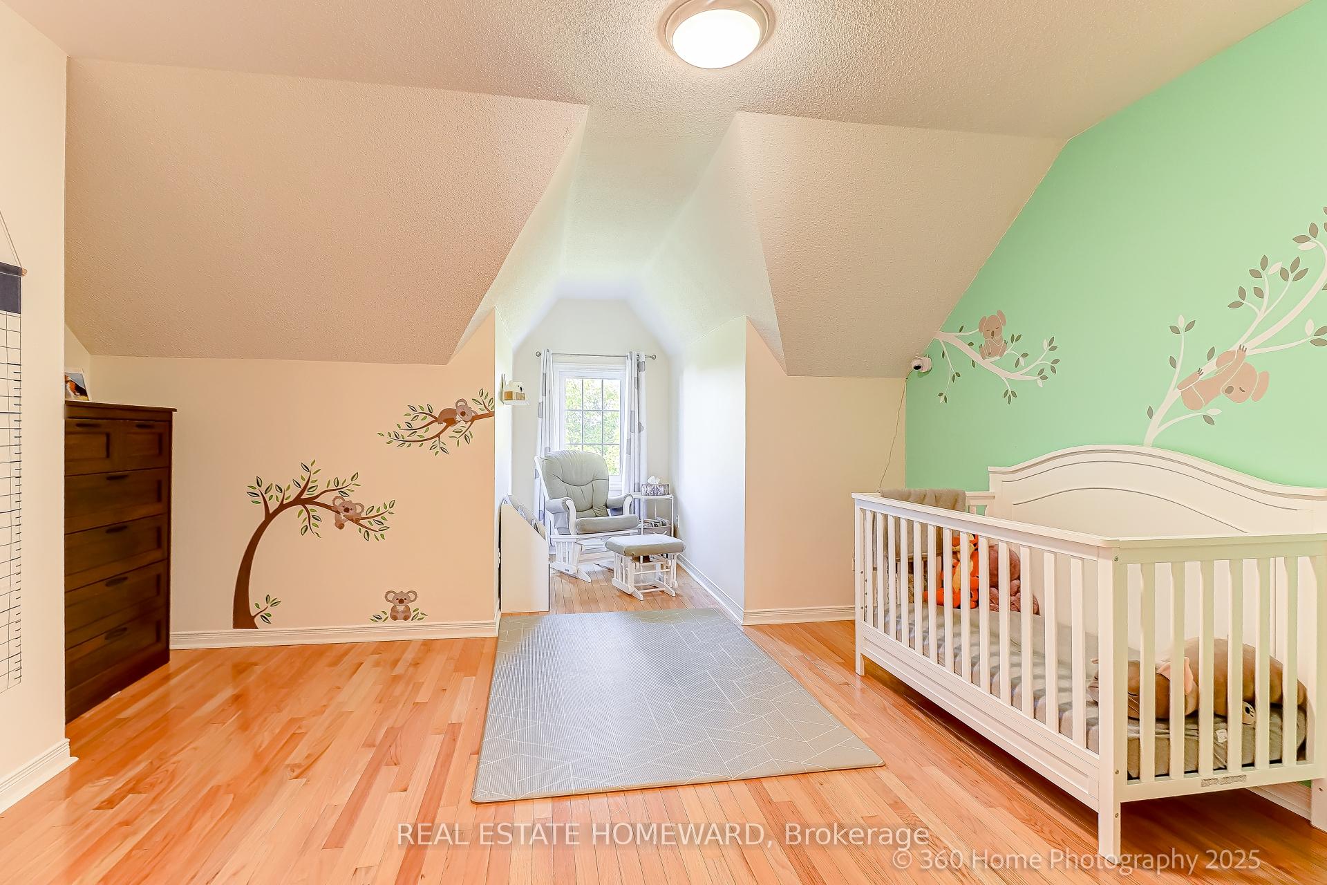 Photo 12 of 49 Ted Reeve Drive, Toronto, East End-Danforth — HOMEH